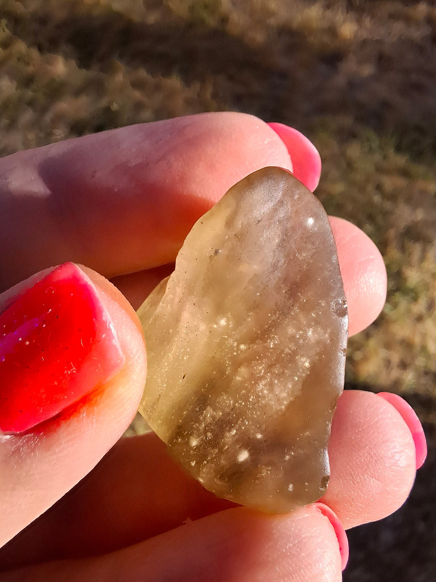 Libyan Desert Glass (darker) Piece, 12.00g, Tektite (Ref: L1377)