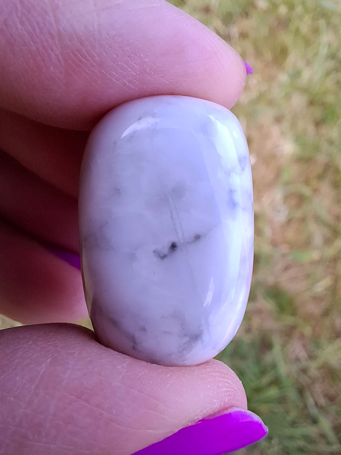 Howlite, Tumble Stone, Crystal (Ref: T44)