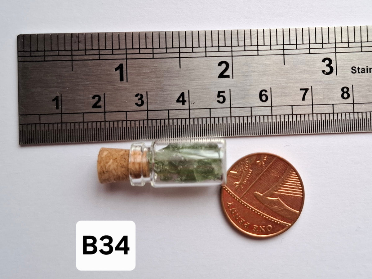 Moldavite Chips (1.00g) in 1ml Bottle, Tektite (Ref: B34)