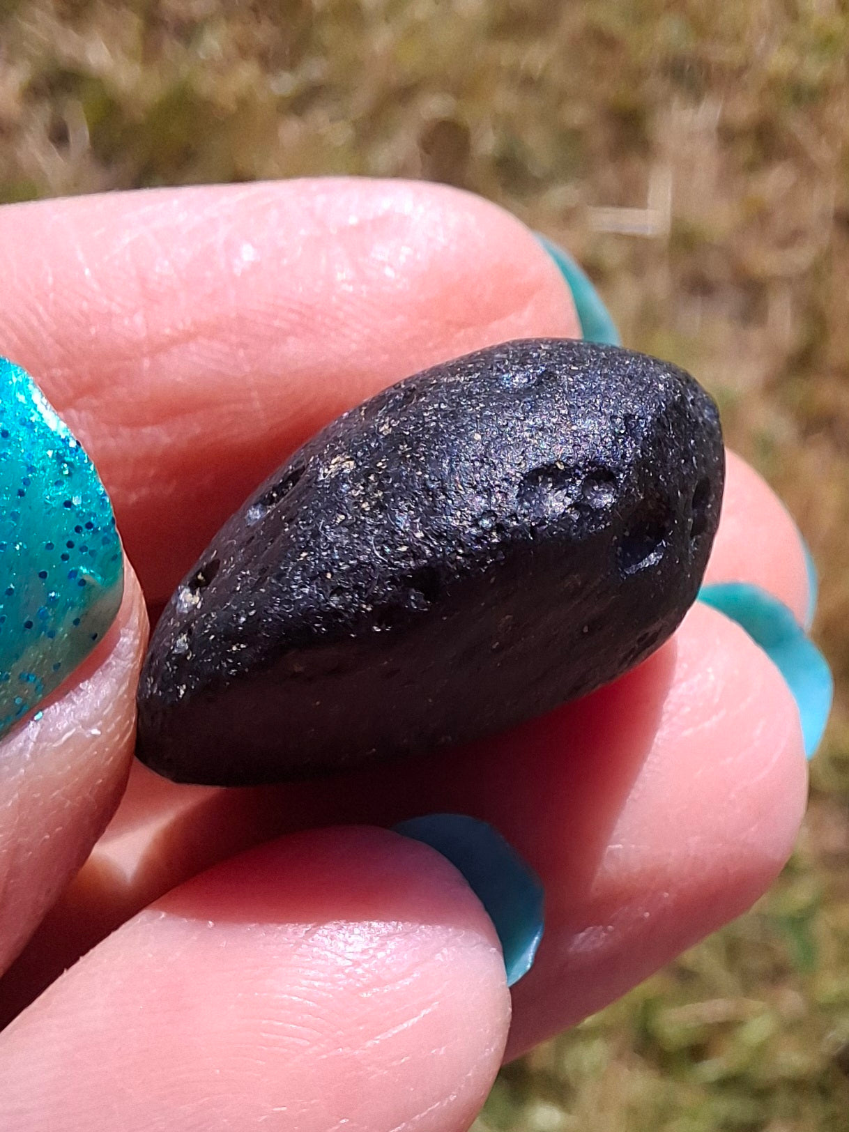 Philippinite (Rizalite), 7.48g, Tektite