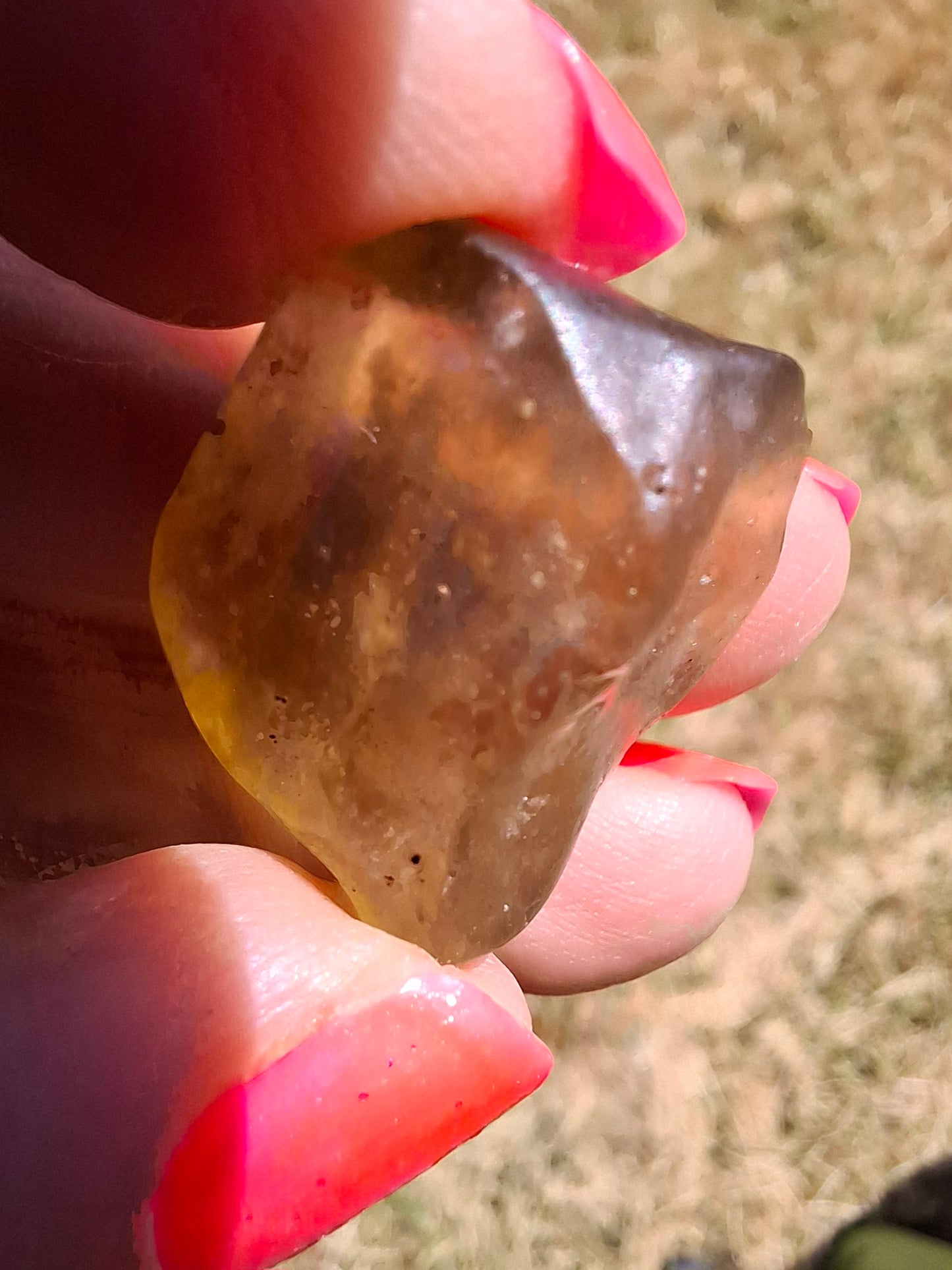 Libyan Desert Glass (darker) Piece, 6.82g, Tektite (Ref: L1365)