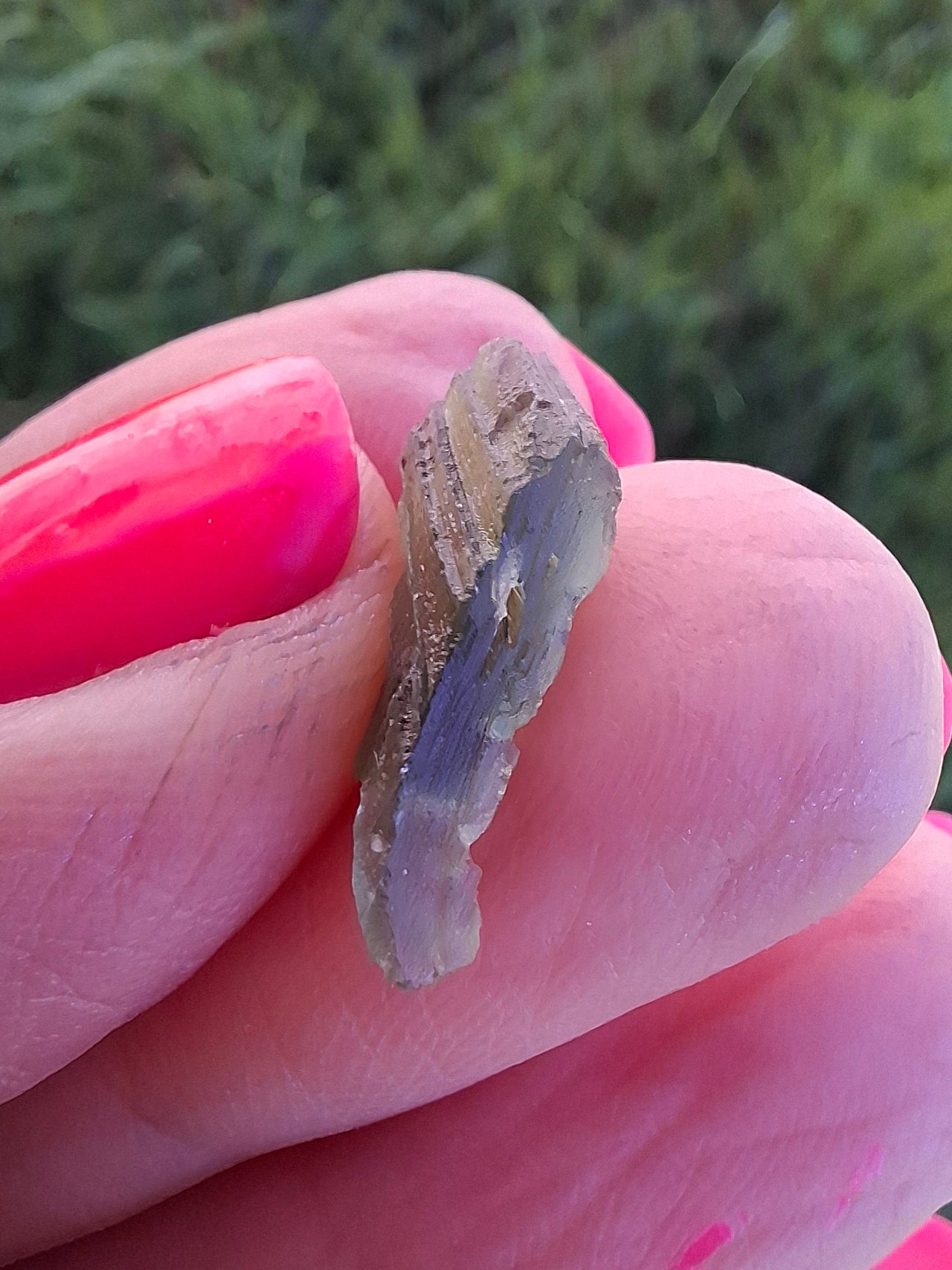 Moldavite Piece, 0.65g, Tektite (Ref: 1404)