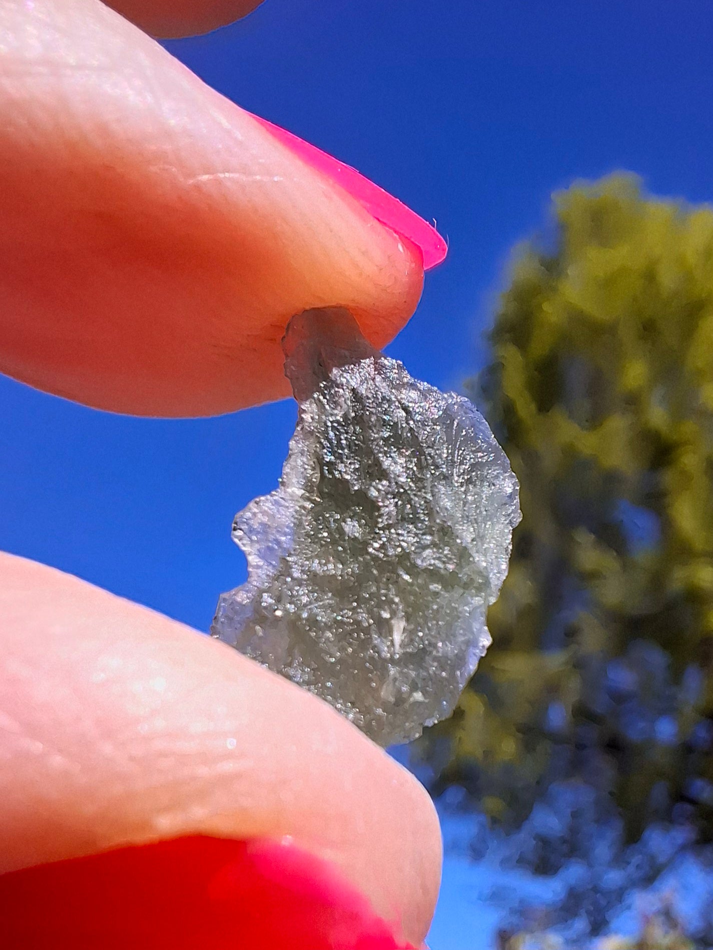 Moldavite Piece, 0.60g, Tektite (Ref: 1403)