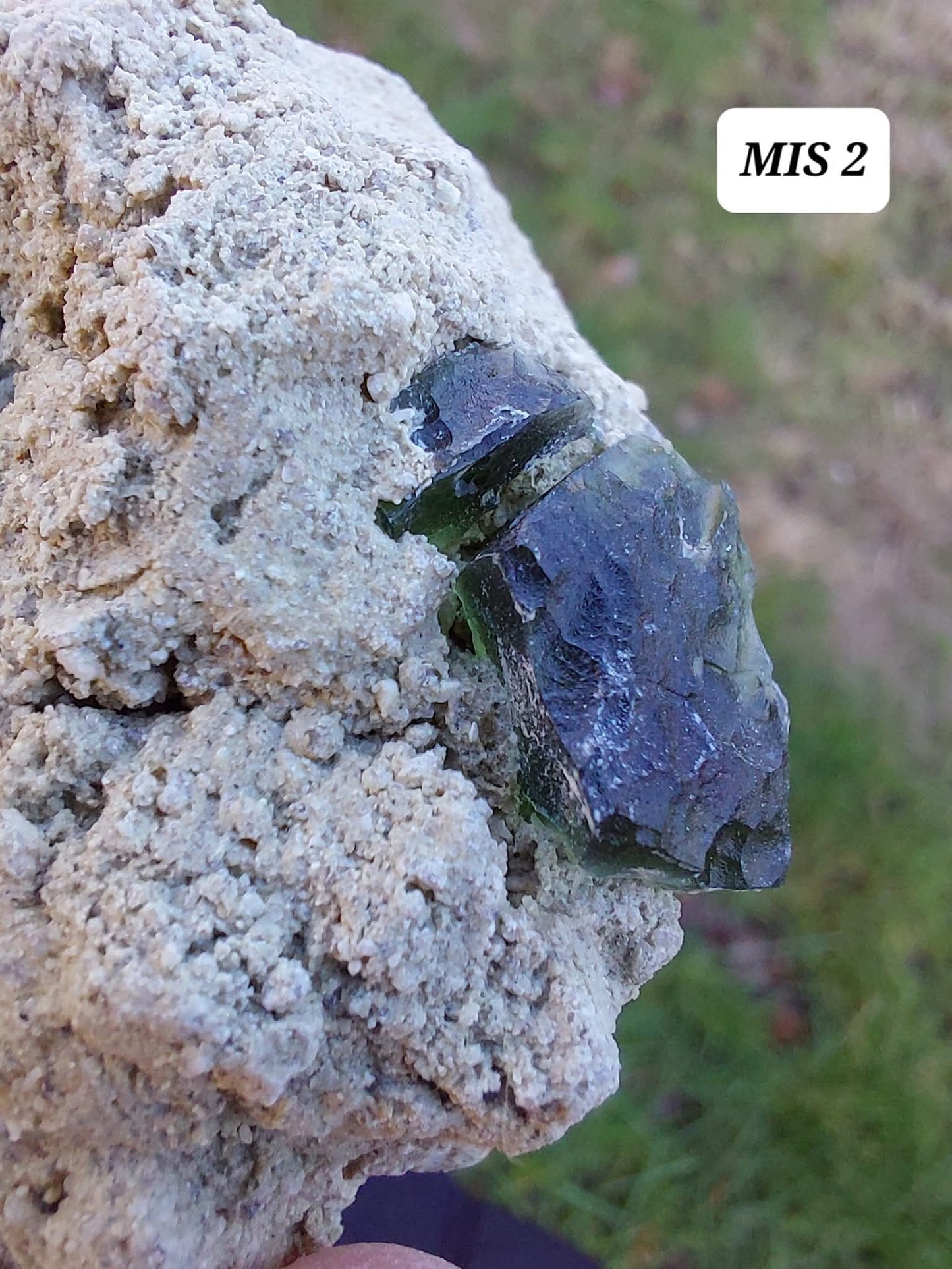 Moldavite In-Situ (in matrix), Besednice, Est 3.5-4g, Tektite (Ref: MIS2)