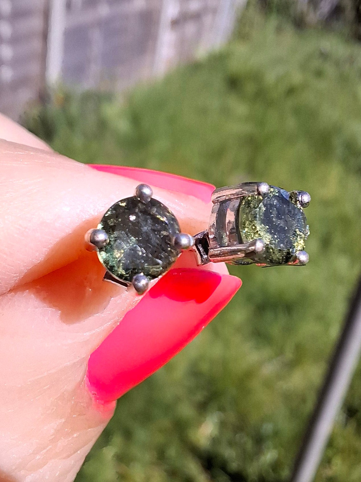 Moldavite (faceted), 5mm, STUD EARRINGS, 925 Silver, Tektite (Ref: Pair53)