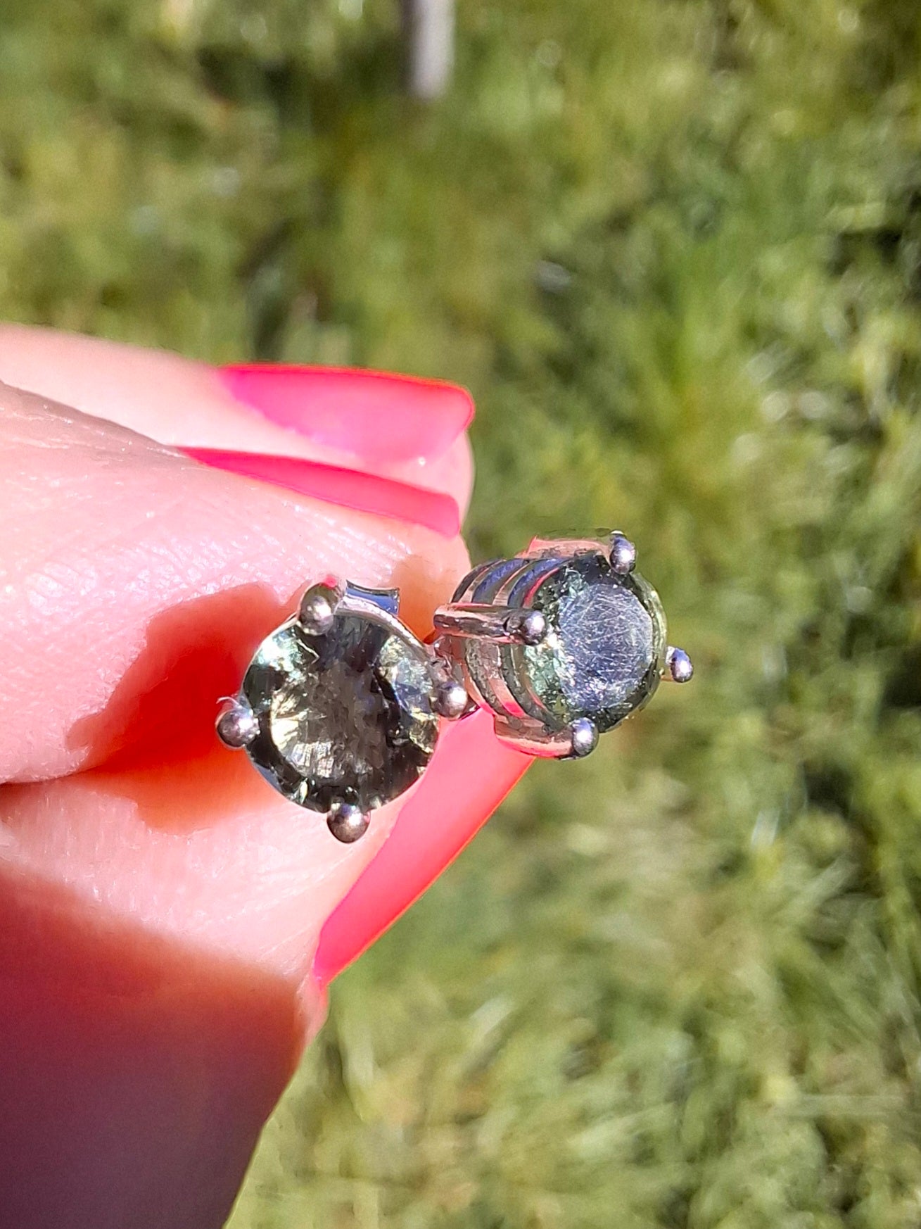 Moldavite (faceted) 5mm STUD EARRINGS, 925 Silver, Tektite (Ref: Pair43)