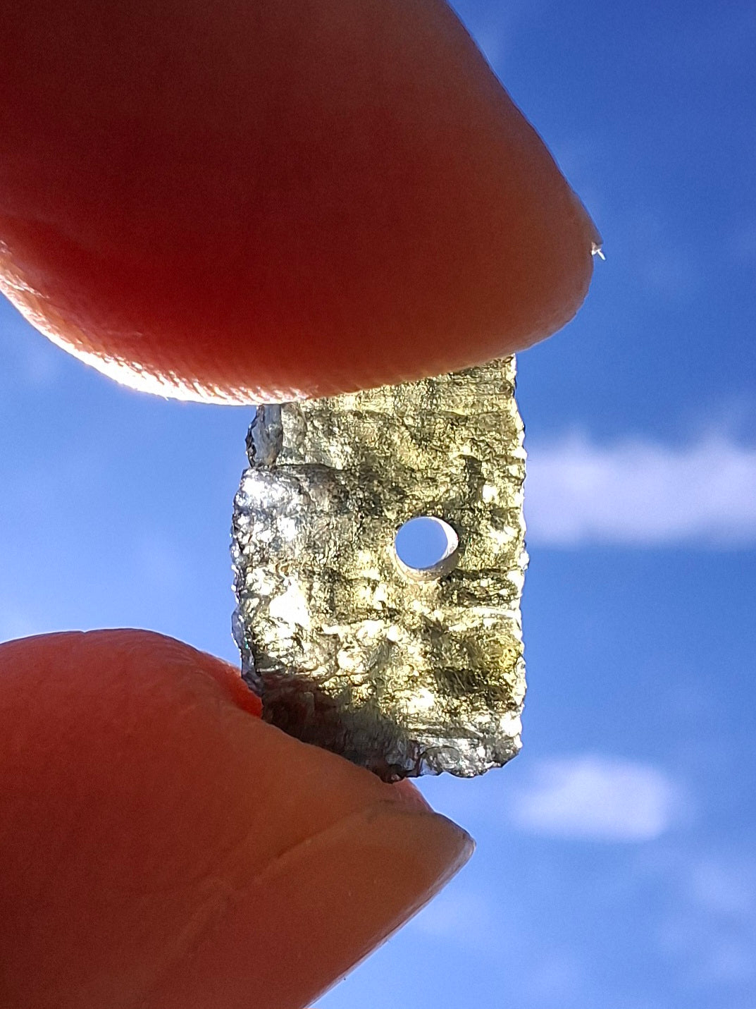 DRILLED, Moldavite Piece, 0.77g, Tektite (Ref: D29)