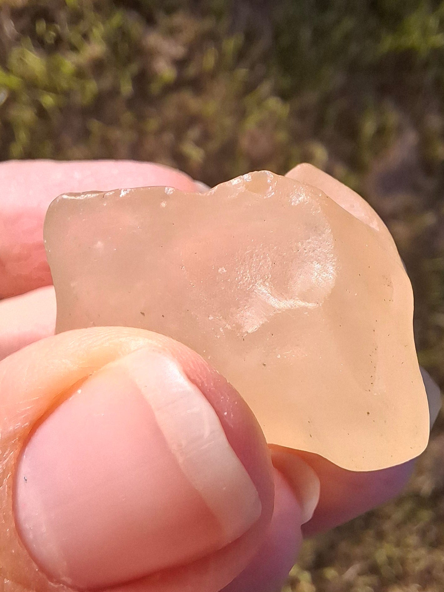 Libyan Desert Glass Piece, 12.90g, Tektite (Ref: LE243)