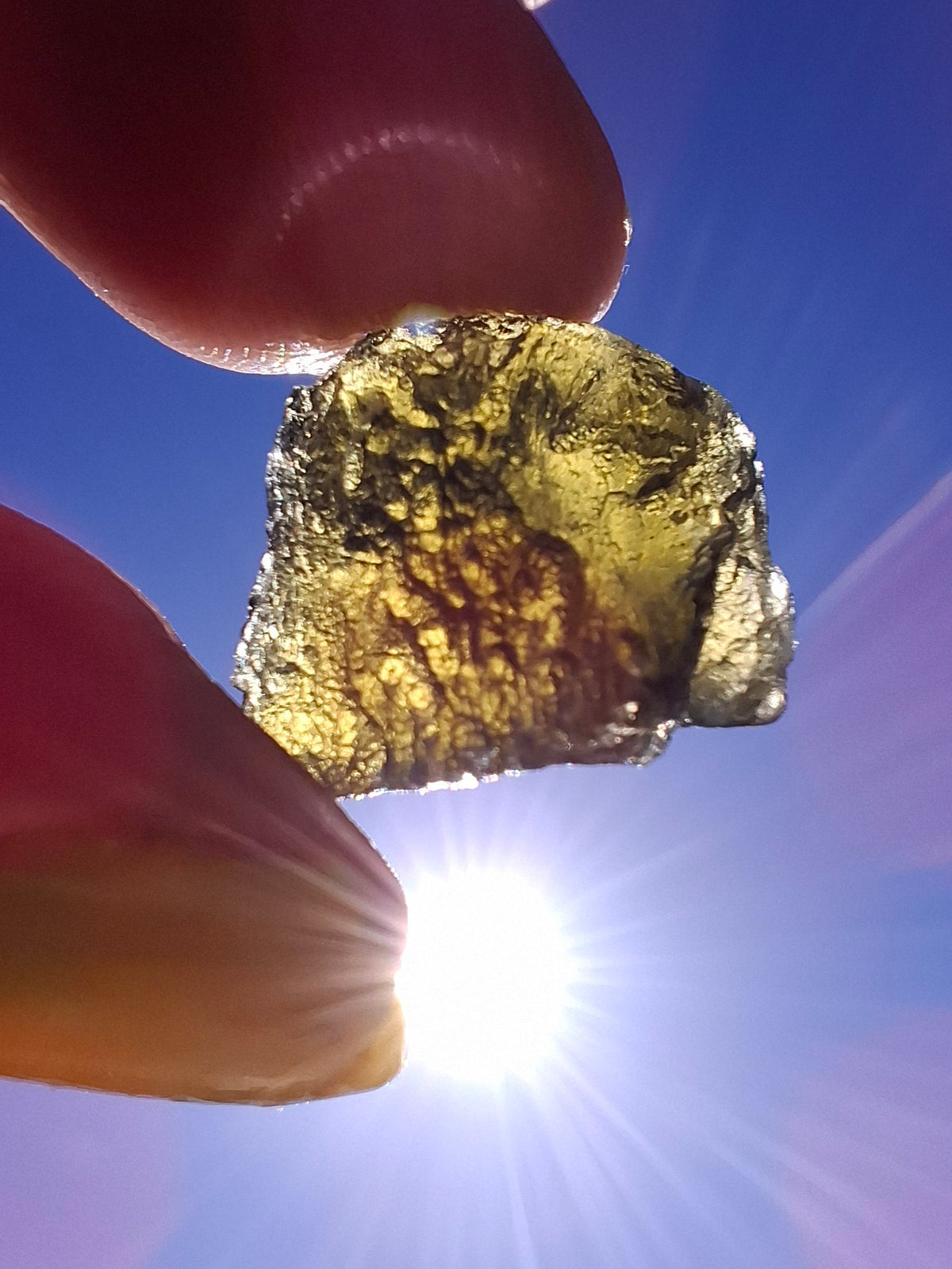Moldavite Piece, 2.22g, Tektite (Ref: 1514)