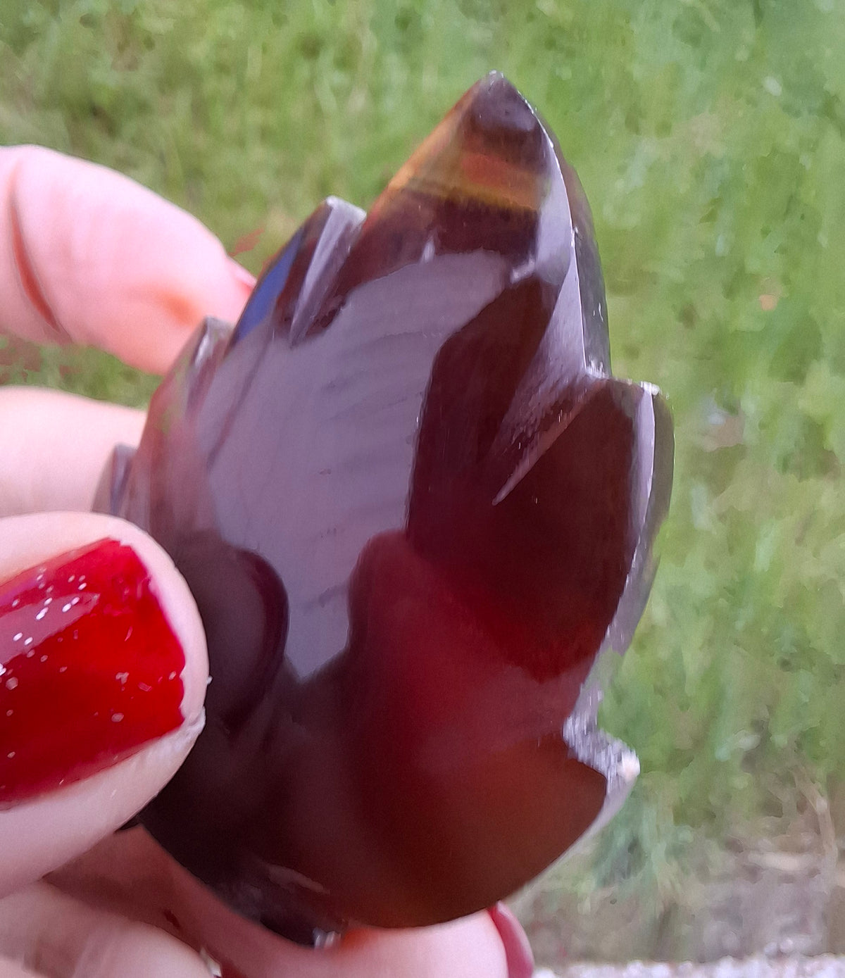 Red Amber Leaf Carving, 7.89g, Fossil (Ref: Leaf4)