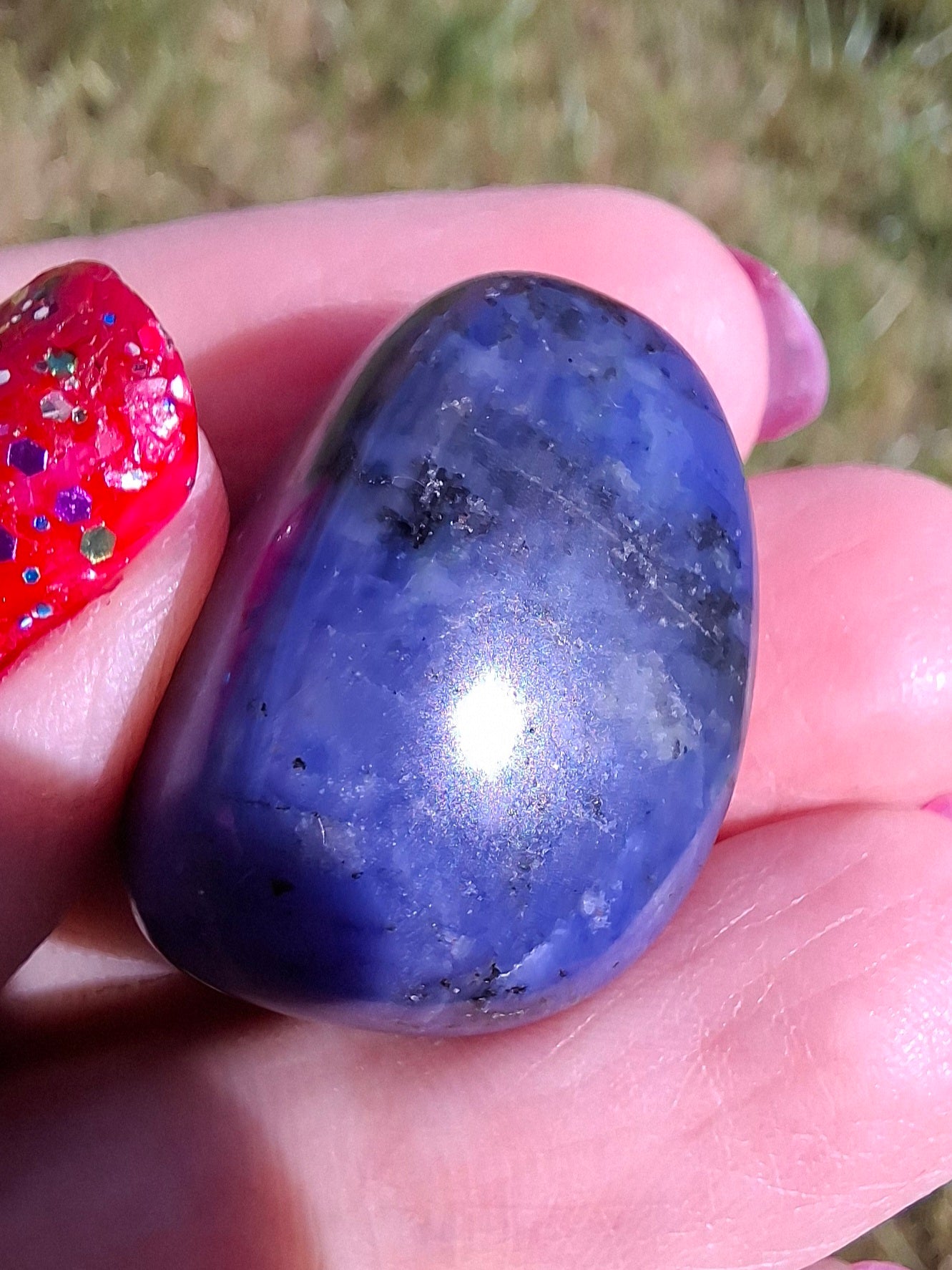 Sodalite, Tumble Stone, Crystal (Ref: T151)