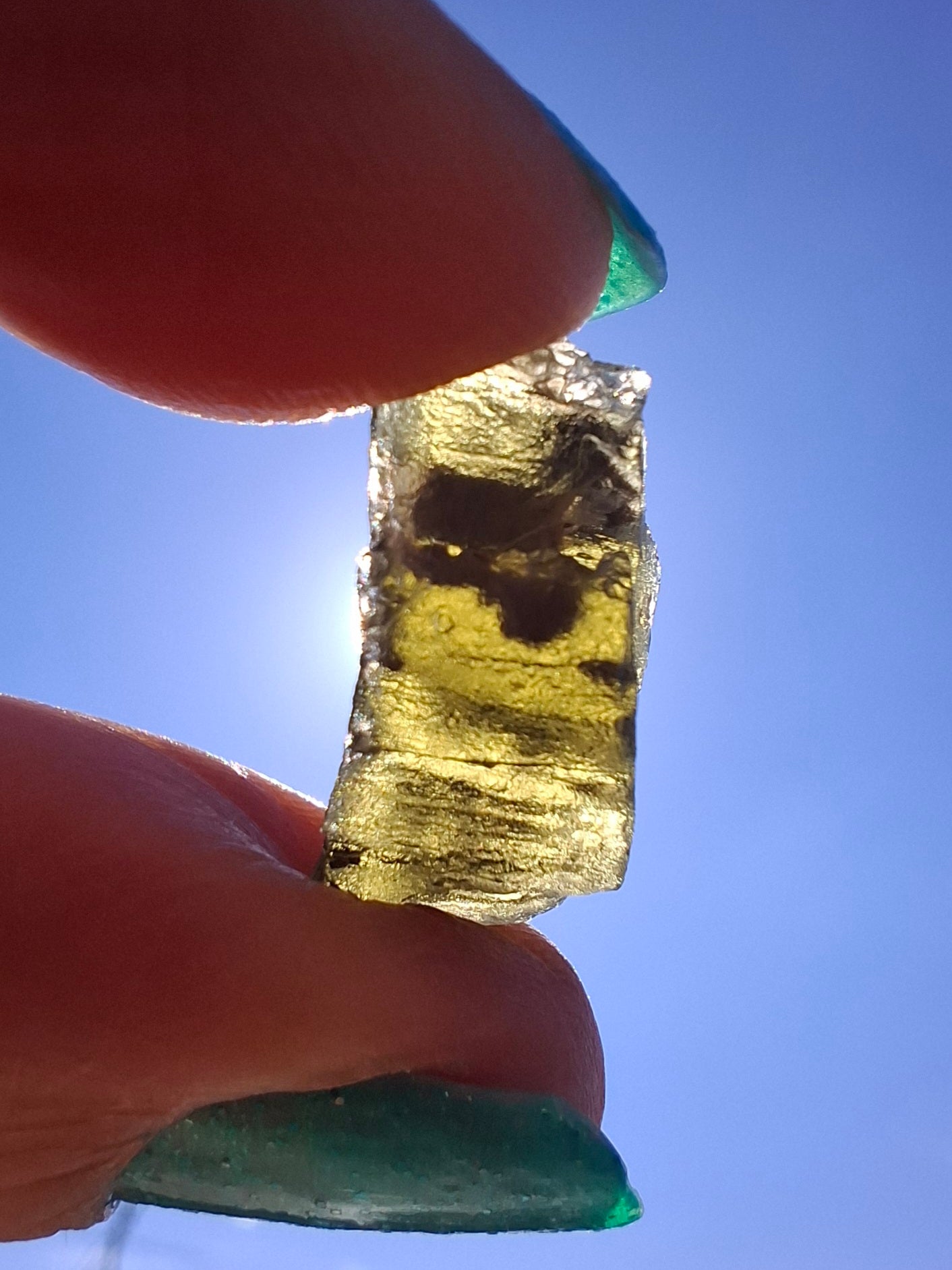 Moldavite Piece, 1.67g, Tektite (Ref: 1423)