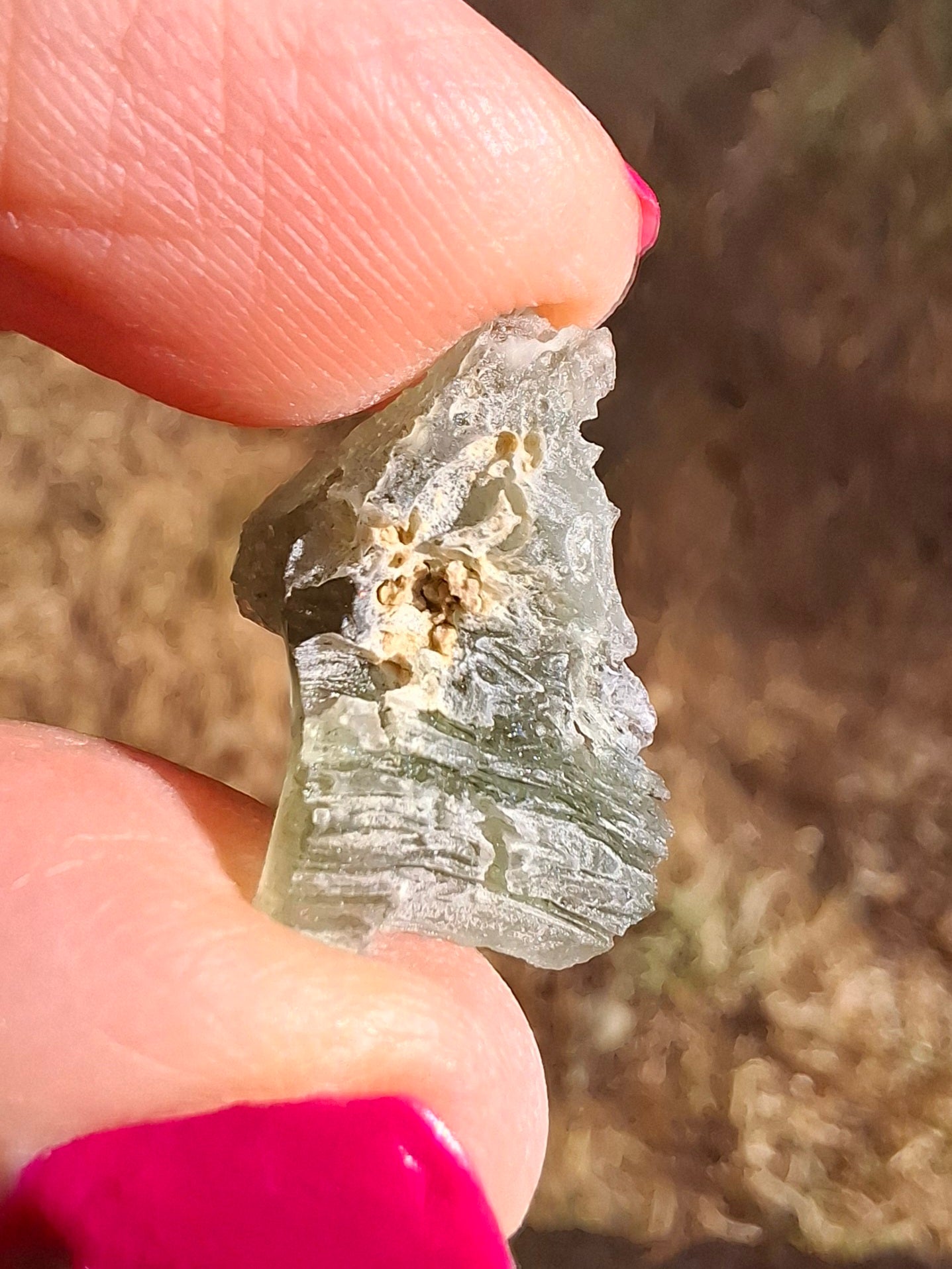 Moldavite Piece, SNOWFLAKE, FROSTED, BRUSNA, 0.92g, Tektite (Ref: 1499)