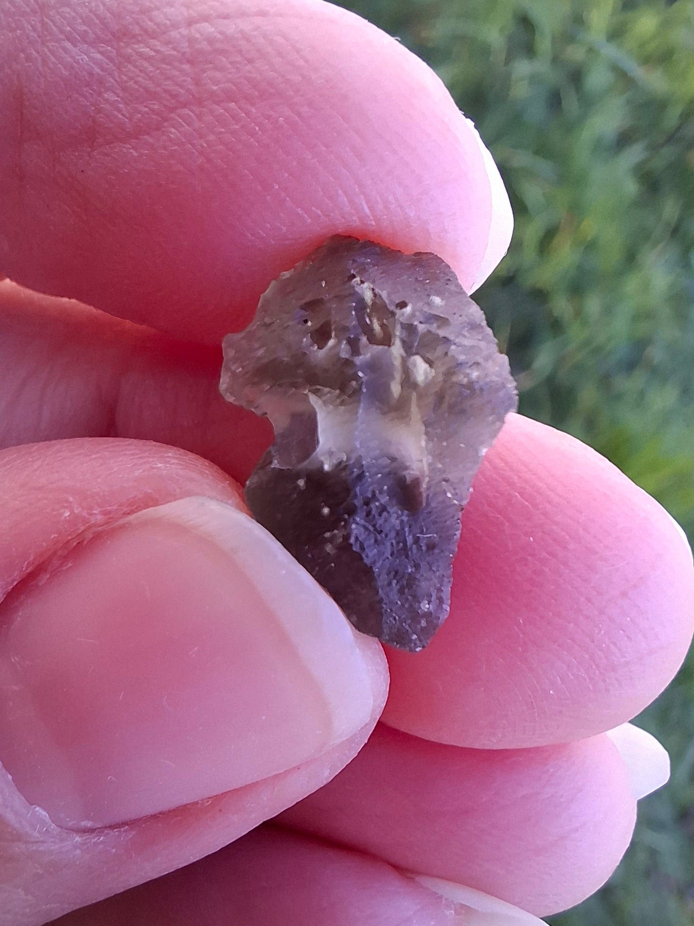 DRILLED, Moldavite Piece, 0.96g, Tektite (Ref: D27)