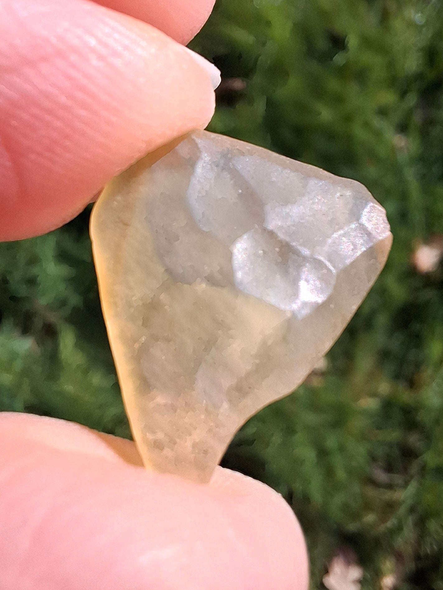 Libyan Desert Glass small Piece, 1.10g, Tektite (Ref: L1349)