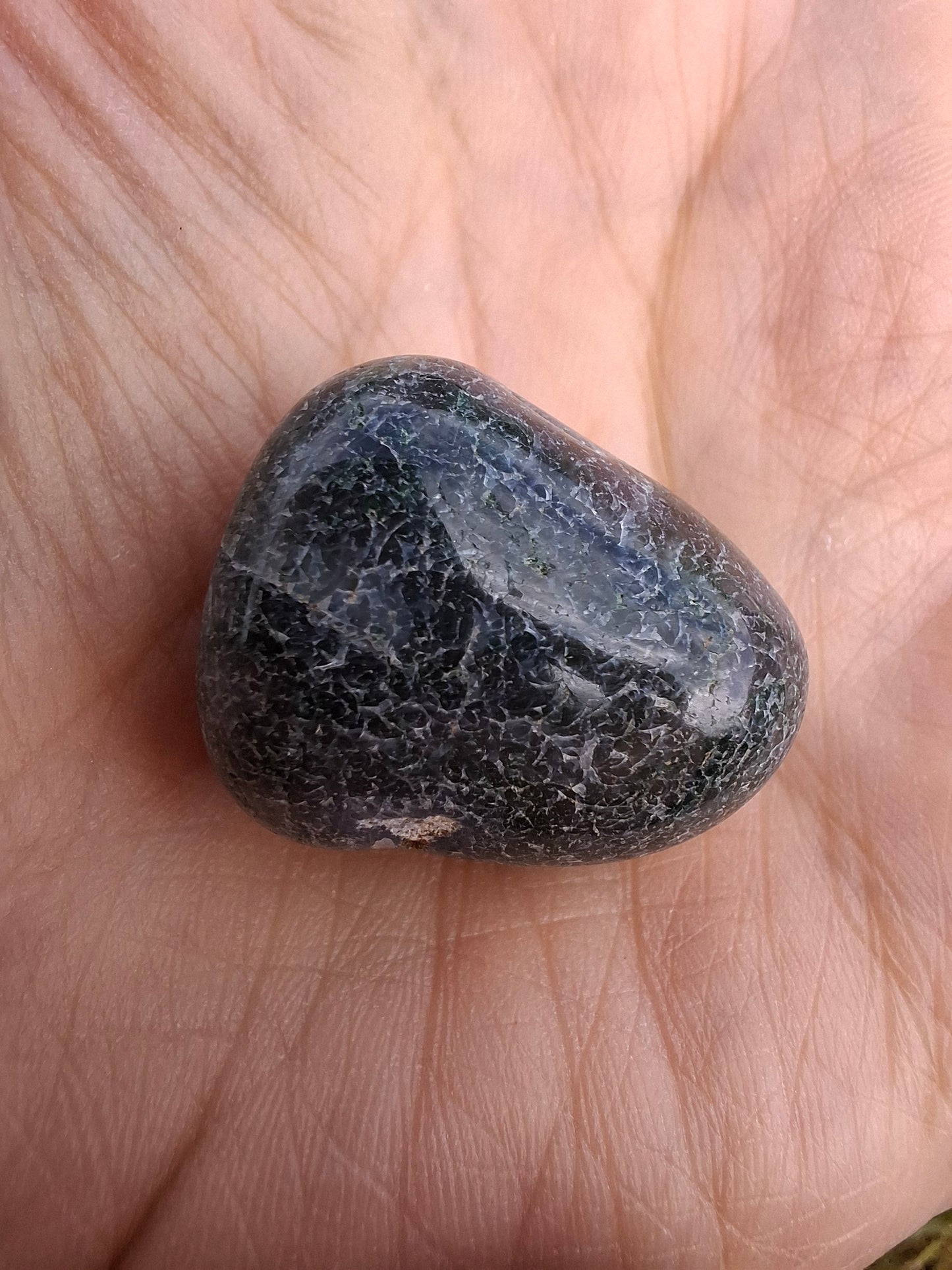 Green Moss Agate, Tumble Stone, Crystal (Ref: T165)