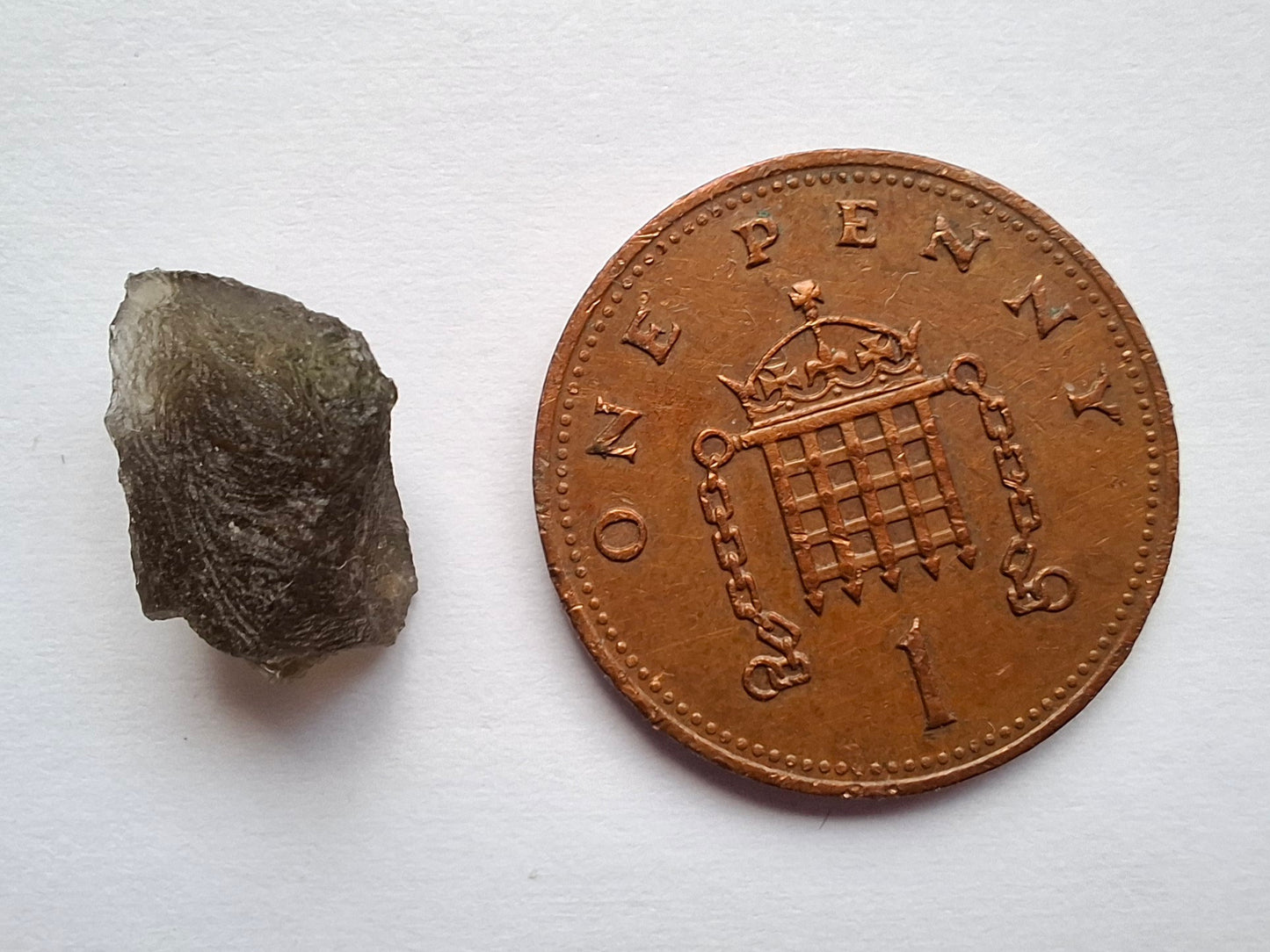 Moldavite Piece, 0.72g, Tektite (Ref: 1443)