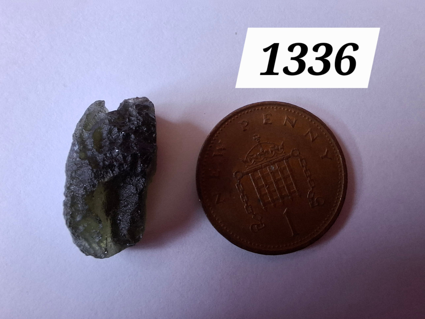 Moldavite Piece, 2.26g, Tektite (Ref: 1336)
