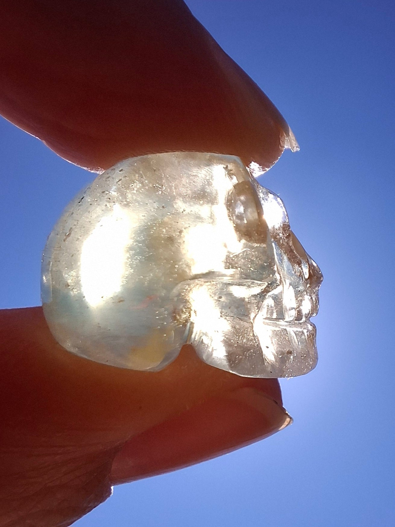 Libyan Desert Glass SKULL carving, 4.59g, Tektite (Ref: Skull2)