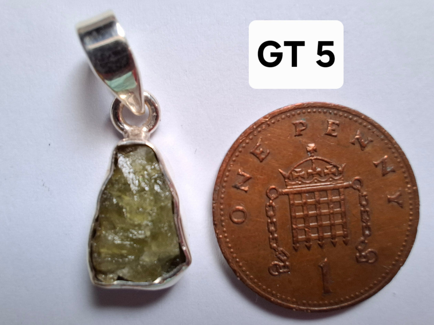 Green Tourmaline Pendant, 925 Silver, Crystal (Ref: GT5)