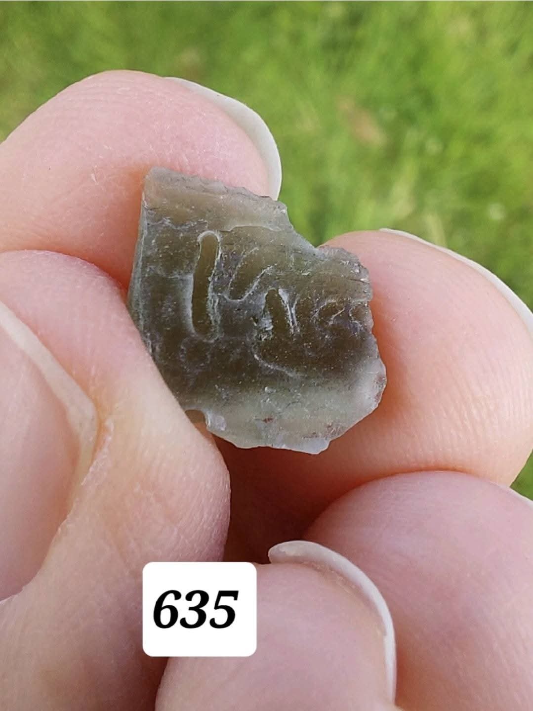 Moldavite Piece, 0.72g, Tektite (Ref: 635)