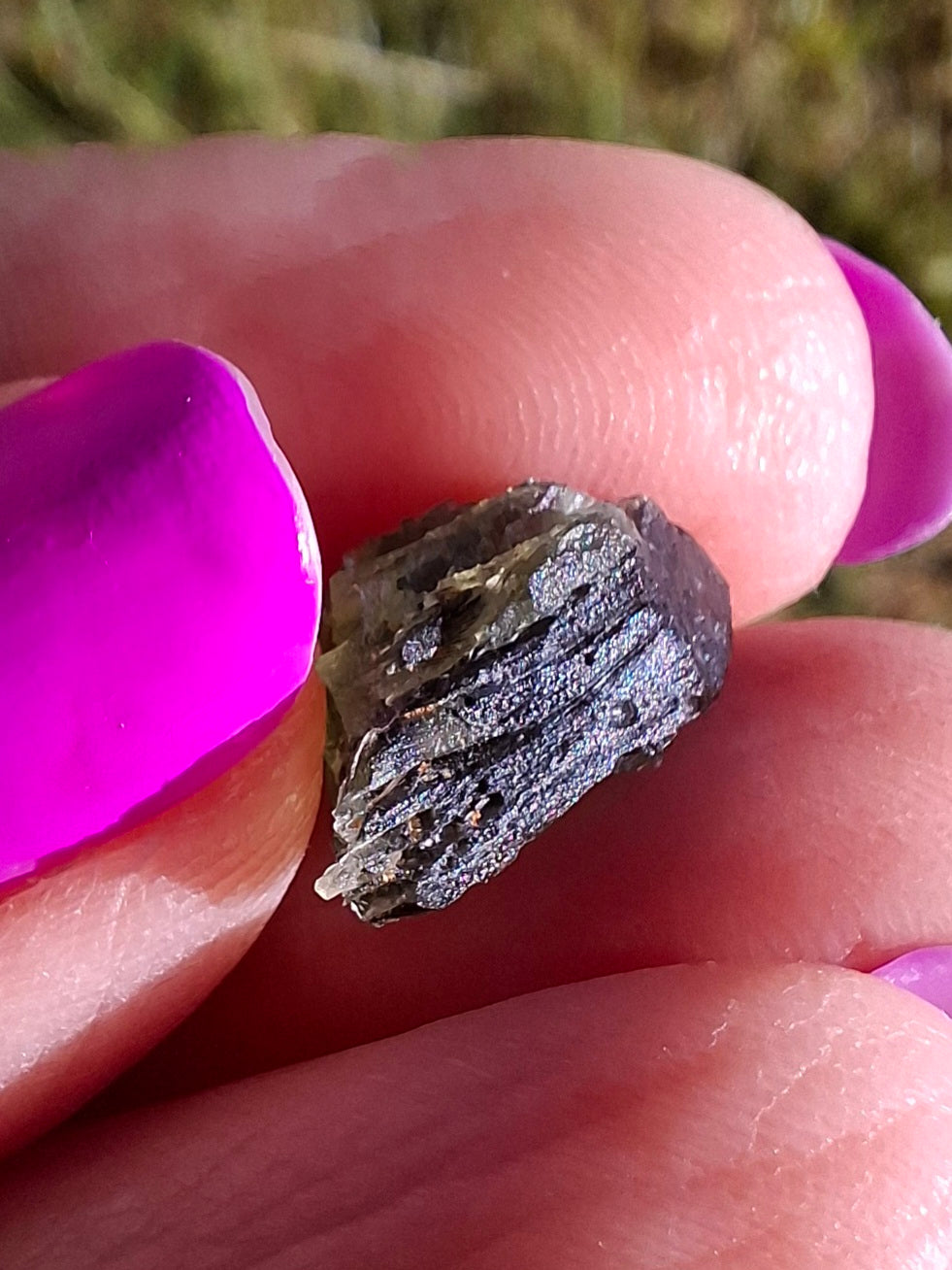 Moldavite Piece, 0.81g, Tektite (Ref: 1449)