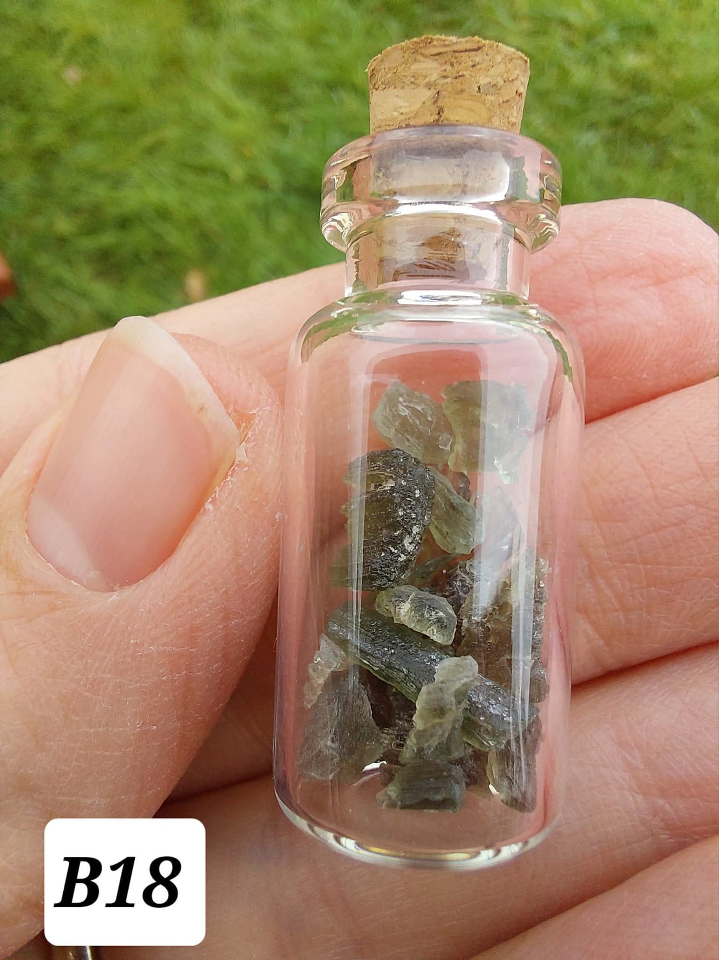 Moldavite chips (2.00g) in 3ml glass Bottle, Tektite (Ref: B18)