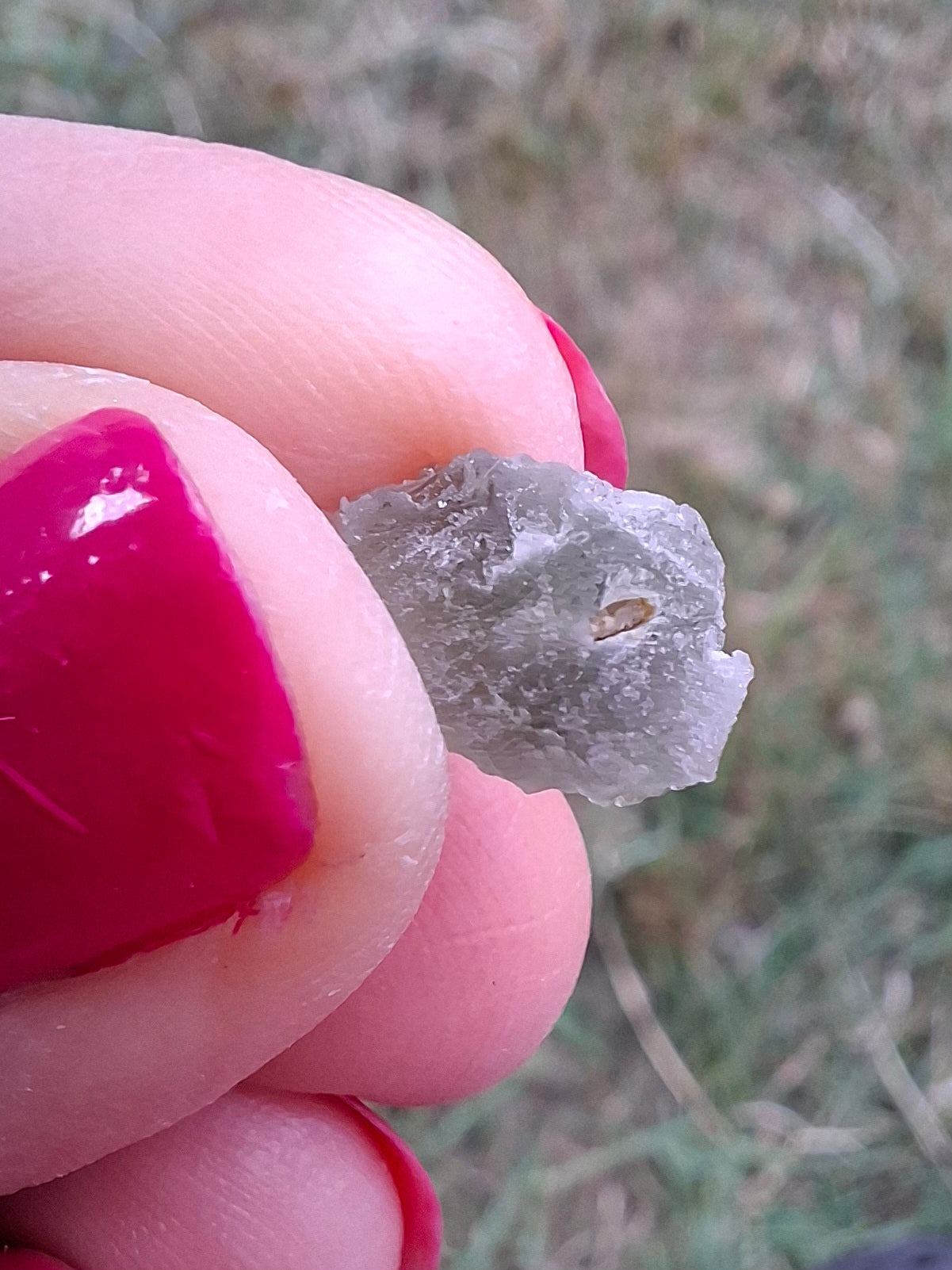 Moldavite Piece, SNOWFLAKE, FROSTED, BRUSNA, 0.50g, Tektite (Ref: 1498)