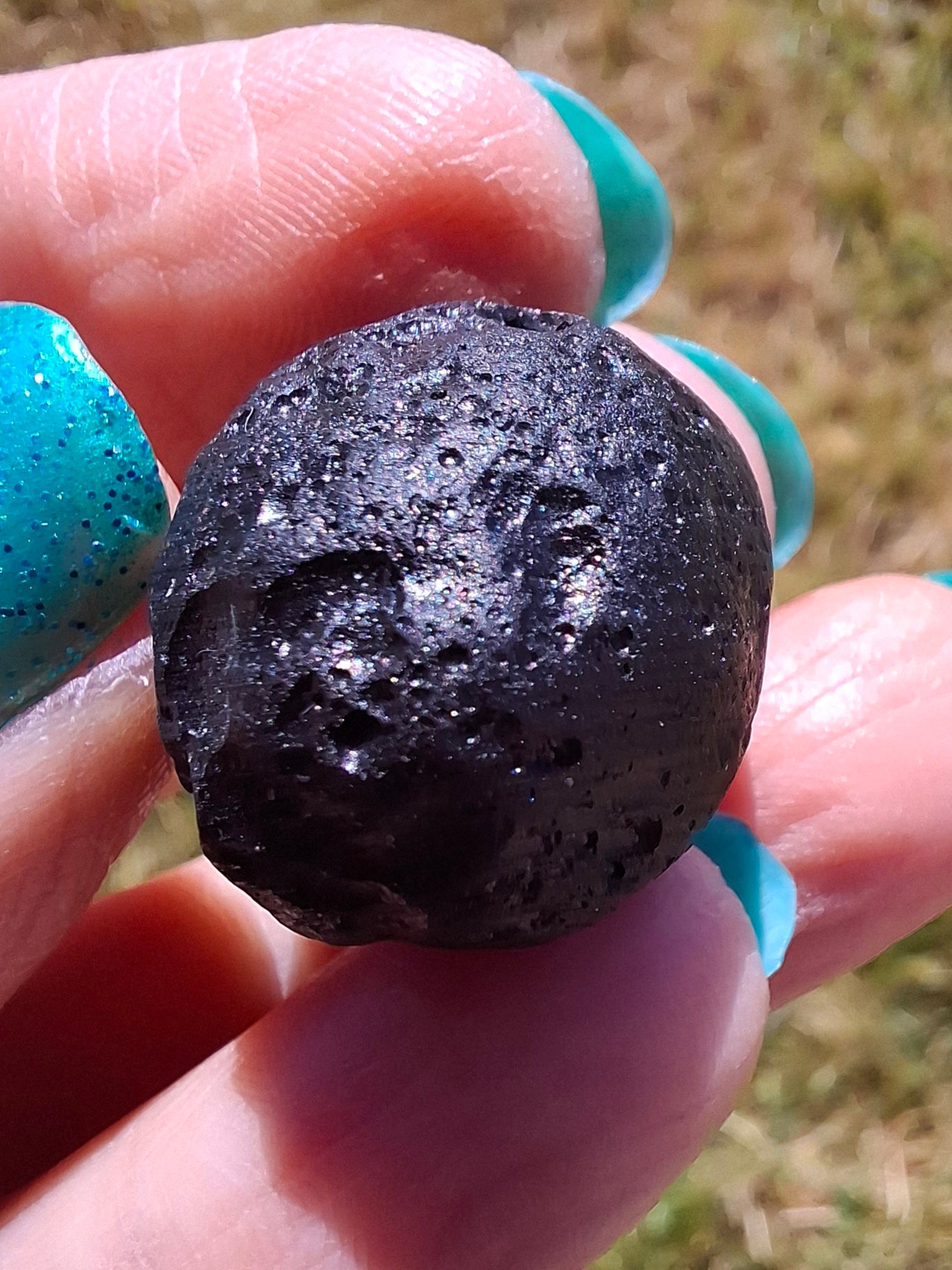 Philippinite (Rizalite), 9.75g, Tektite