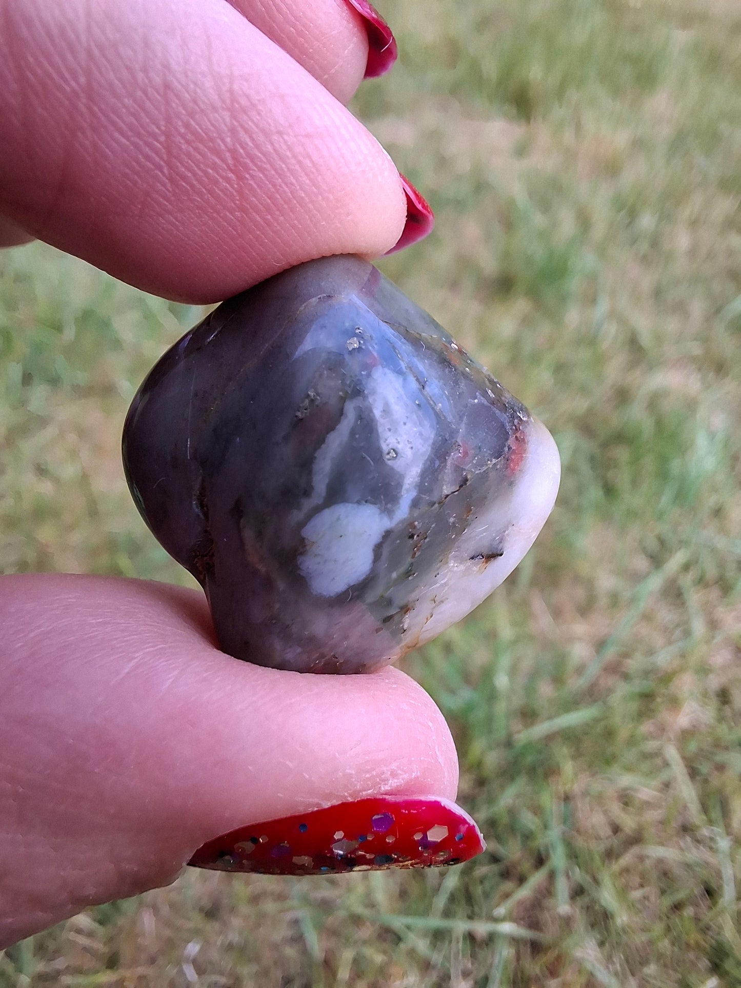 African Blood Stone, Tumble Stone, Crystal (Ref: T174)