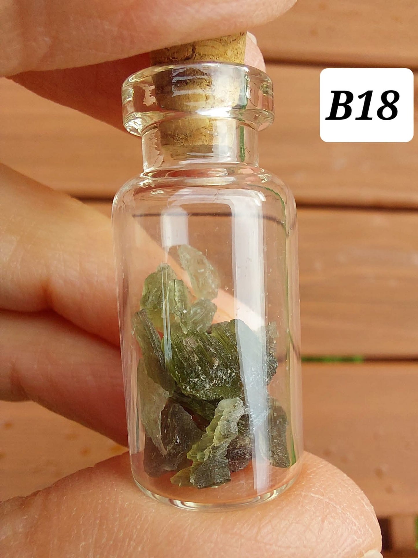 Moldavite chips (2.00g) in 3ml glass Bottle, Tektite (Ref: B18)