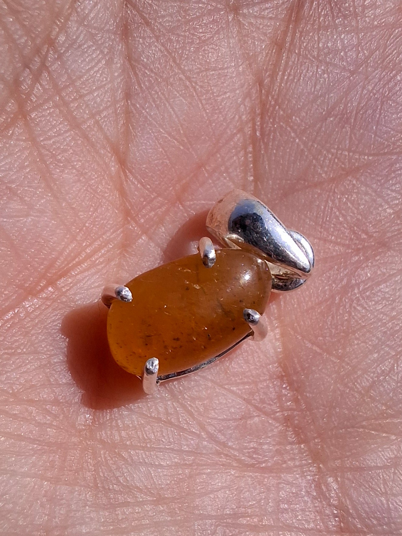Baltic Amber Pendant, 925 Silver, Fossil (Ref: AP24)