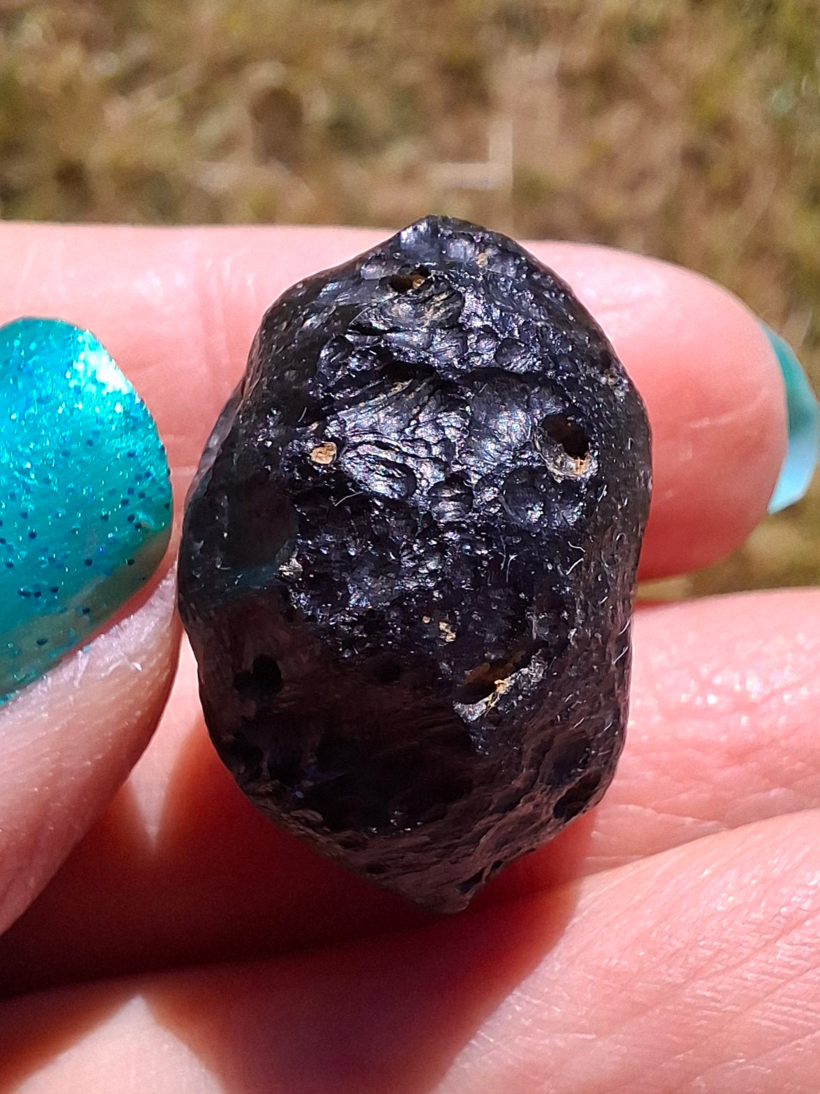 Philippinite (Rizalite), 10.64g, Tektite