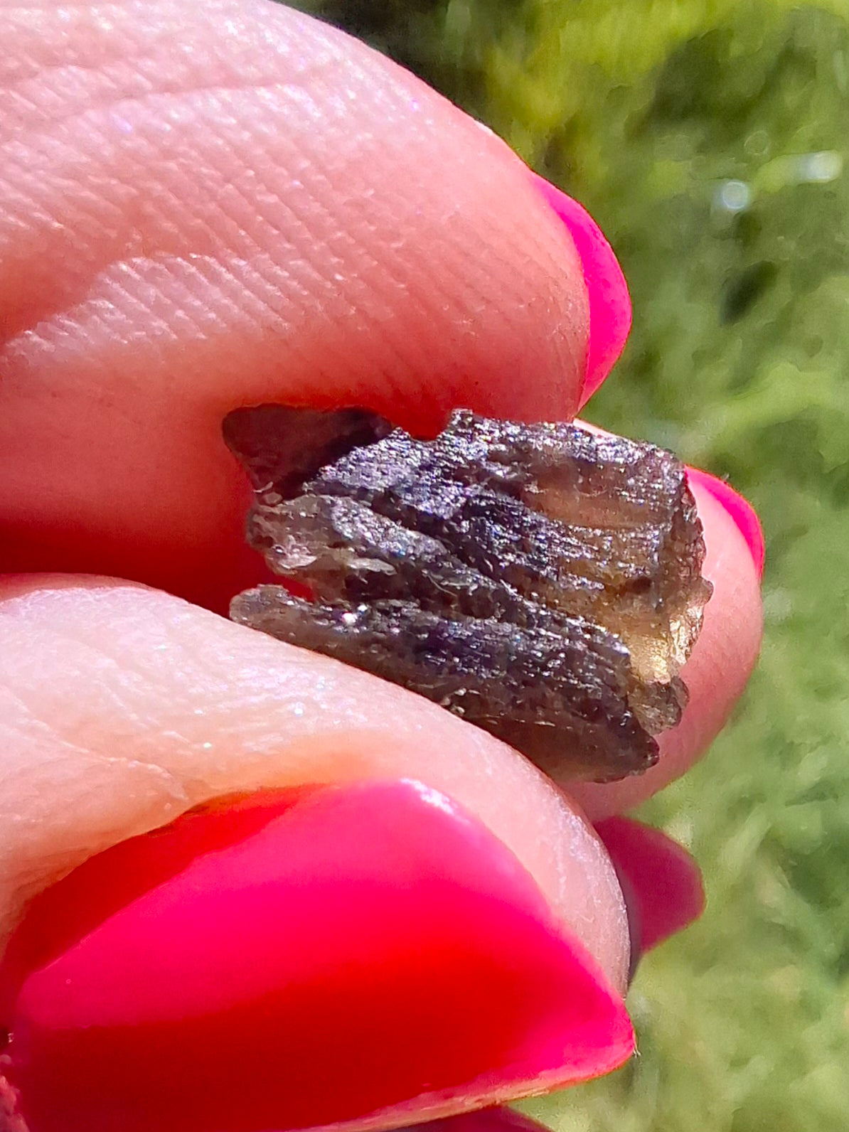 Moldavite Piece, 0.87g, Tektite (Ref: 231)