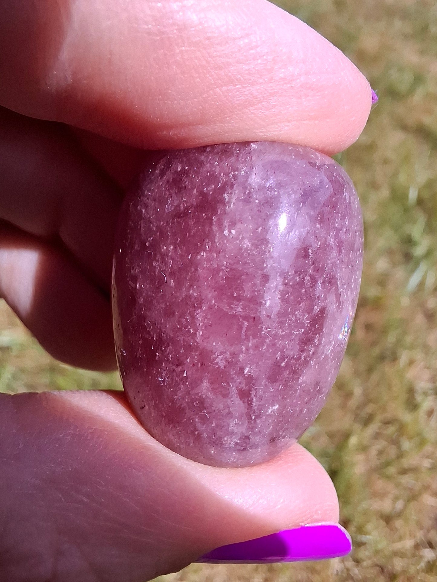 Strawberry Quartz, Tumble Stone, Crystal (Ref: T13)