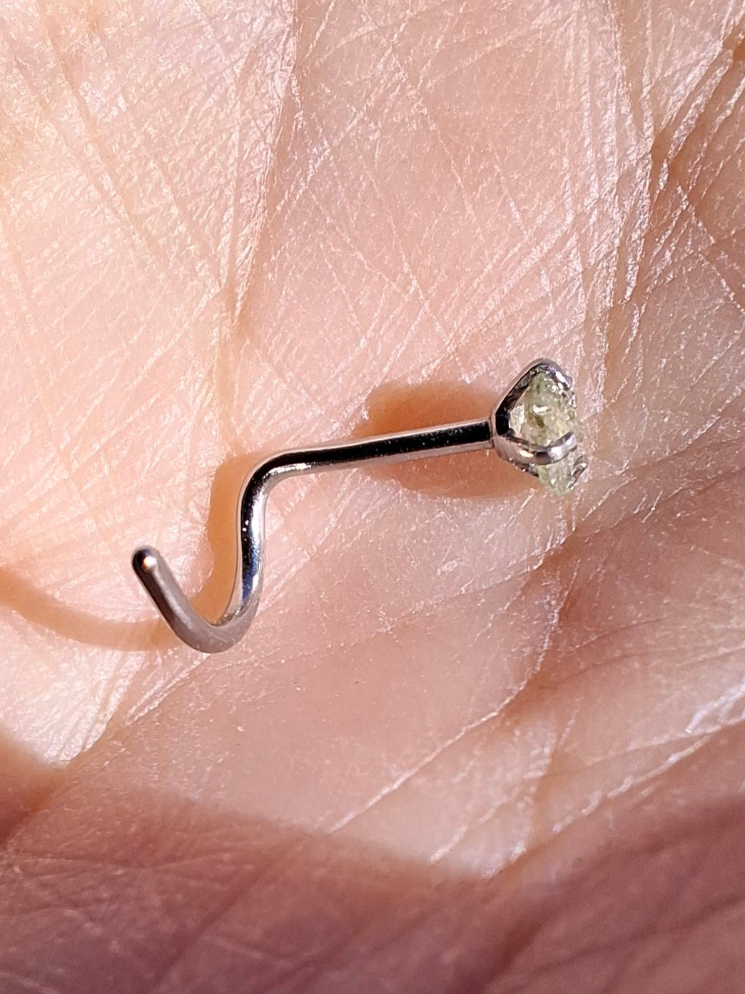 Moldavite (raw) NOSE STUD, 20G, Corkscrew, Surgical Steel, Tektite (Ref: N17)