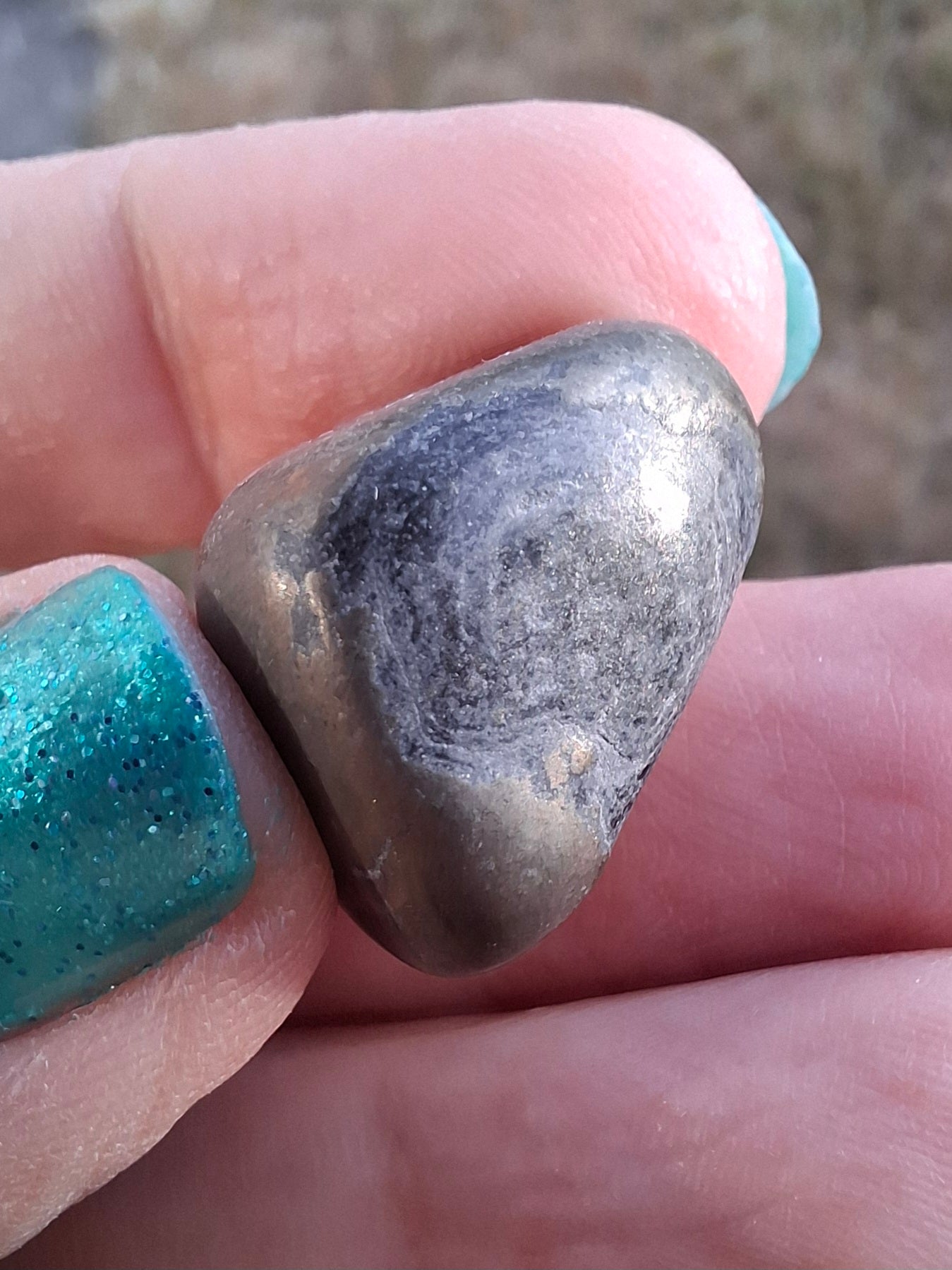 Apache Gold Tumble Stone, Crystal (Ref: T225)