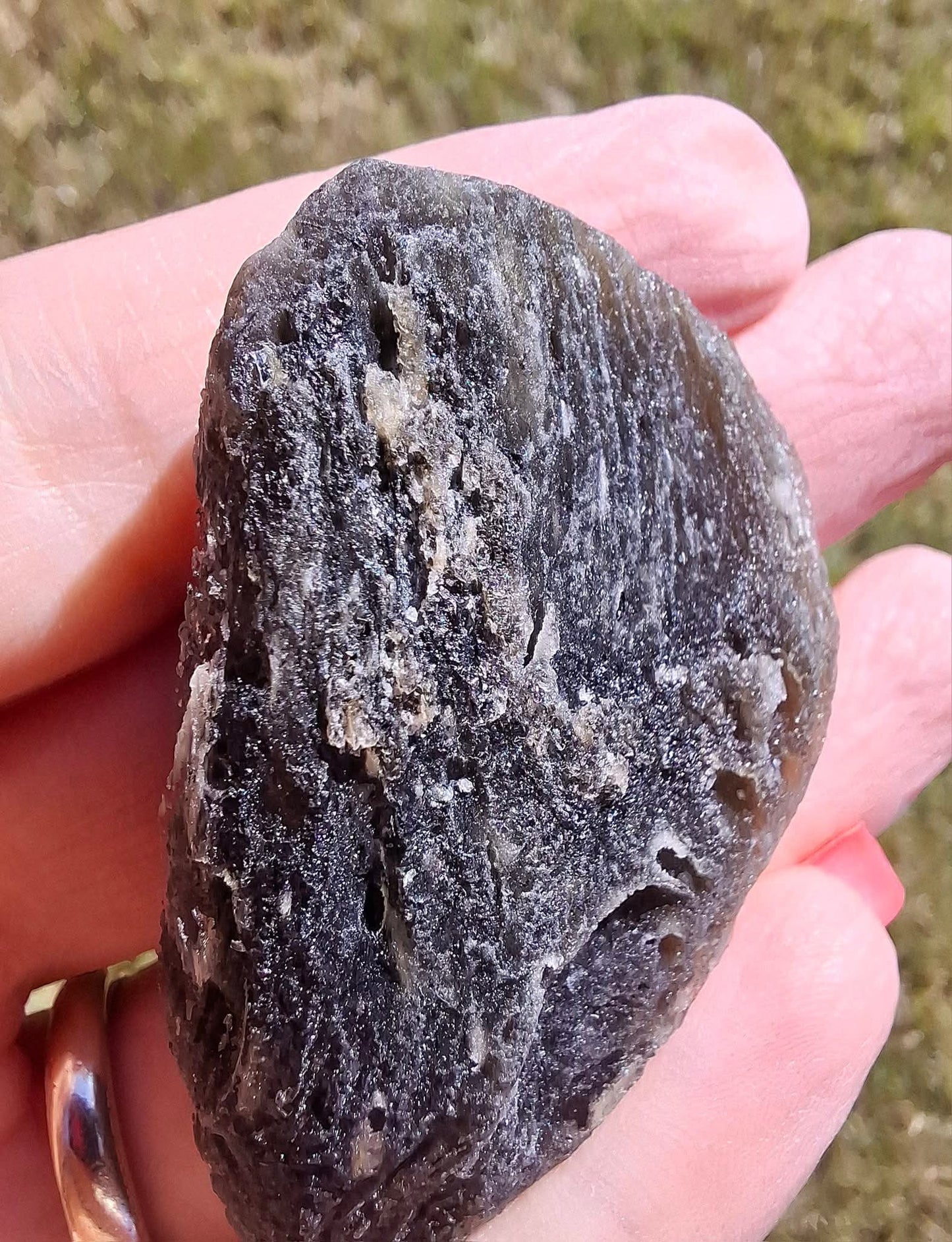 Moldavite Piece, NESMEN HURKA,  26.87g, Tektite (Ref: 1170)