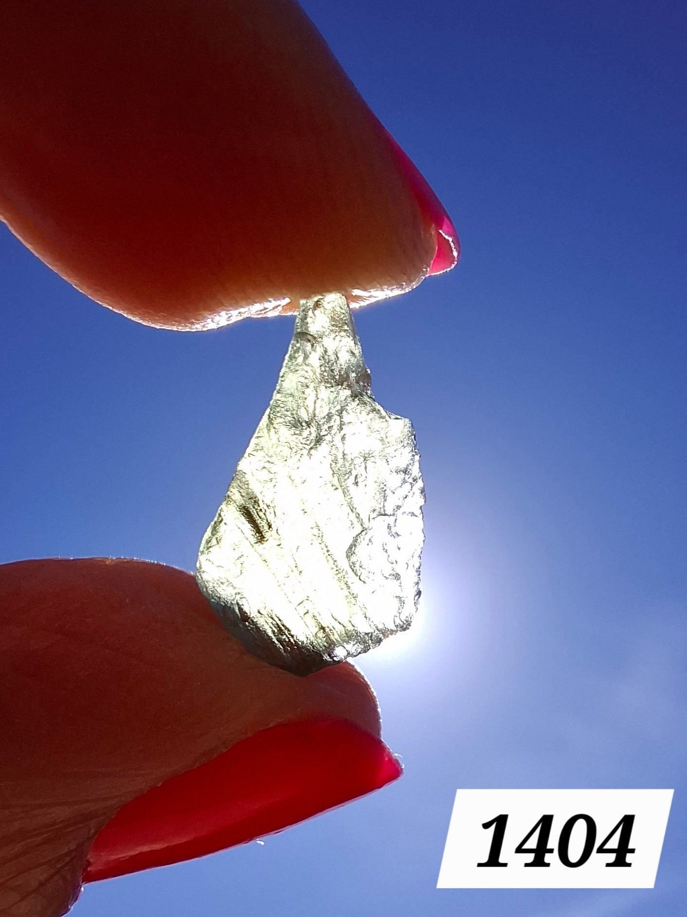Moldavite Piece, 0.65g, Tektite (Ref: 1404)