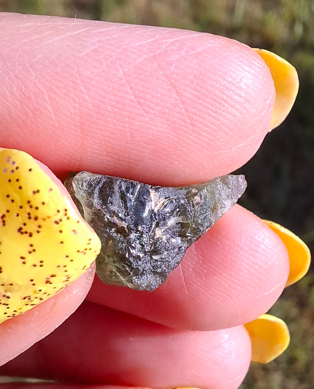 Moldavite Piece, 1.23g, Tektite (Ref: 1484)