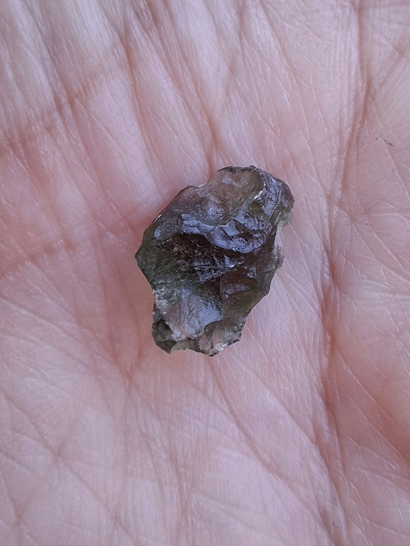 Moldavite Piece, 0.70g, Tektite (Ref: 1475)
