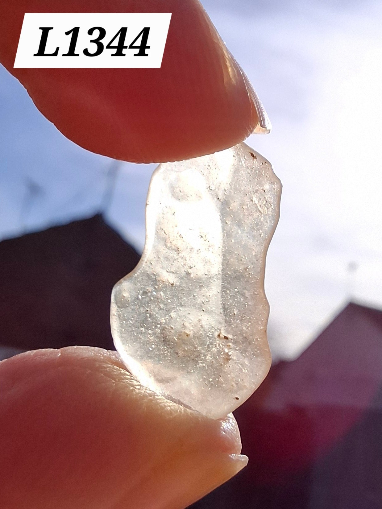 Libyan Desert Glass small Piece, 0.90g, Tektite (Ref: L1344)