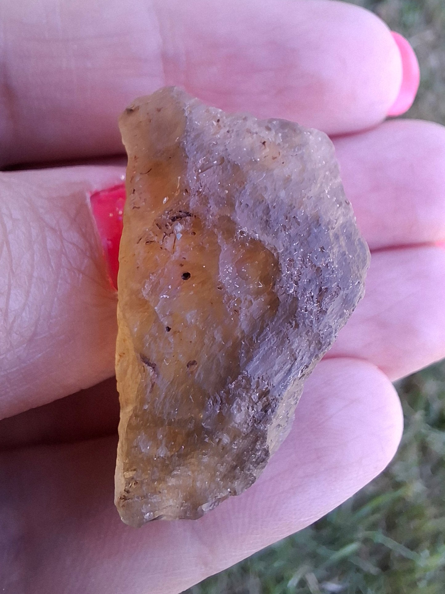 Libyan Desert Glass (darker) Piece, 11.69g, Tektite (Ref: L1366)