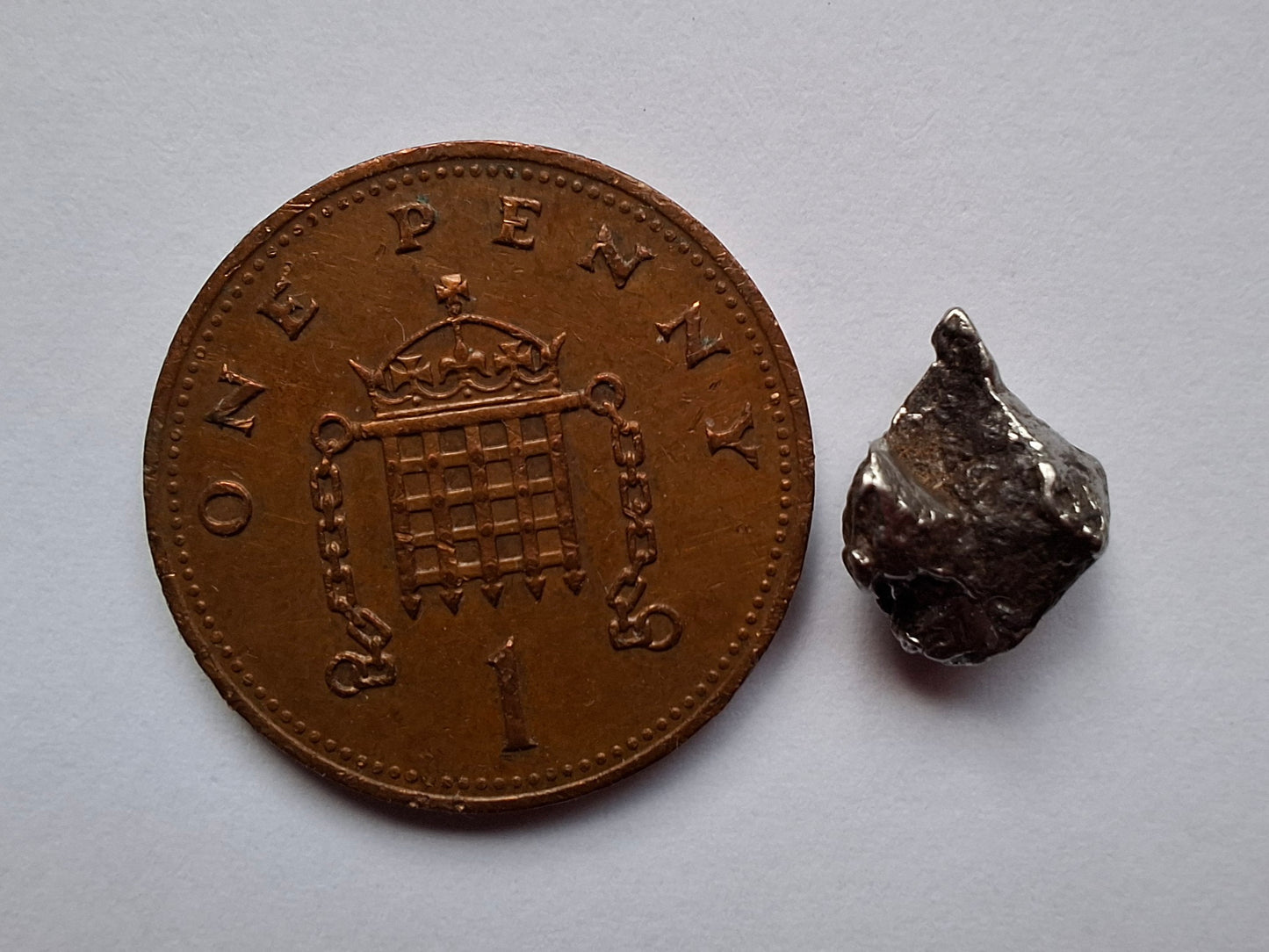 Campo del Cielo, 0.91g, Nickel Iron Meteorite (Ref: C1)
