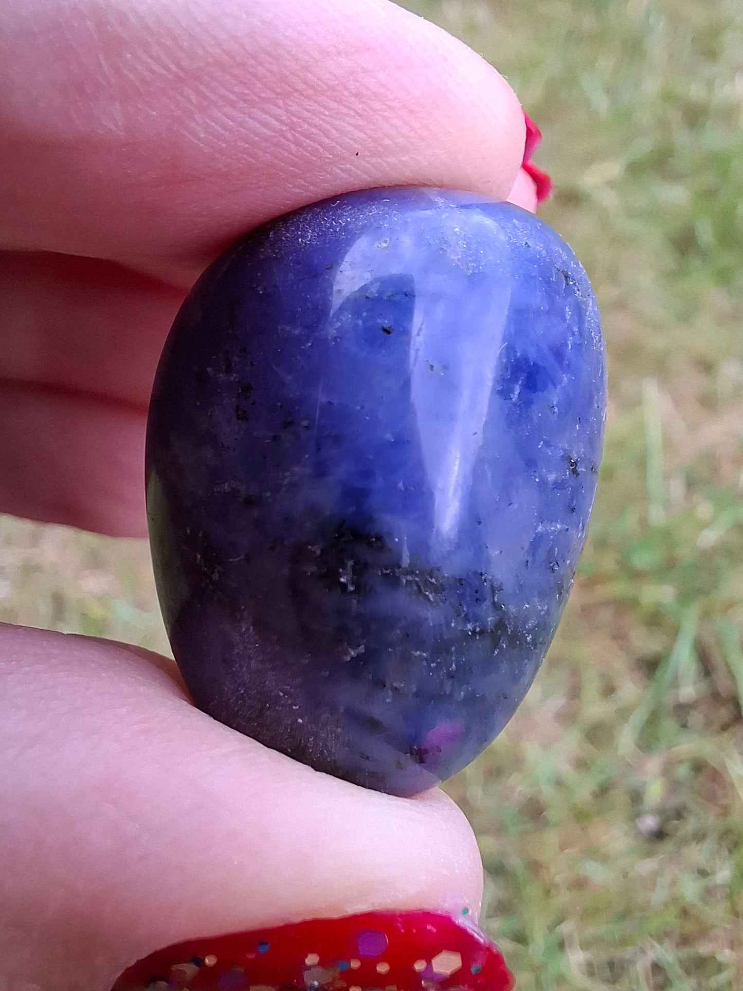 Sodalite, Tumble Stone, Crystal (Ref: T151)