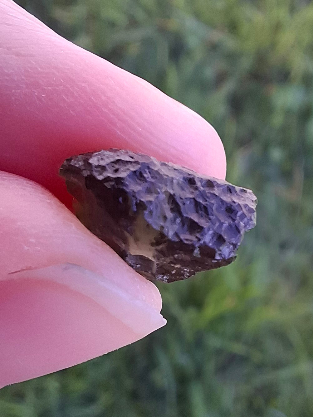 DRILLED, Moldavite Piece, 1.07g, Tektite (Ref: D30)