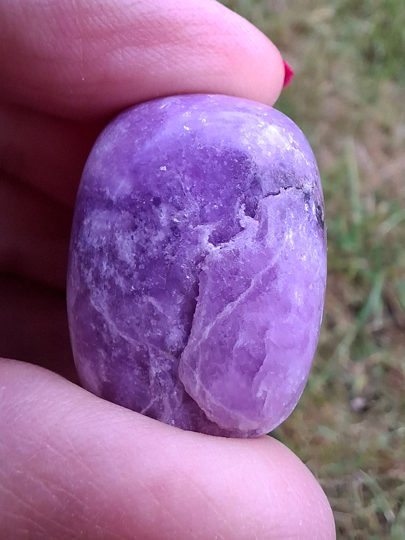 Lepidolite, Tumble Stone, Crystal (Ref: T115)