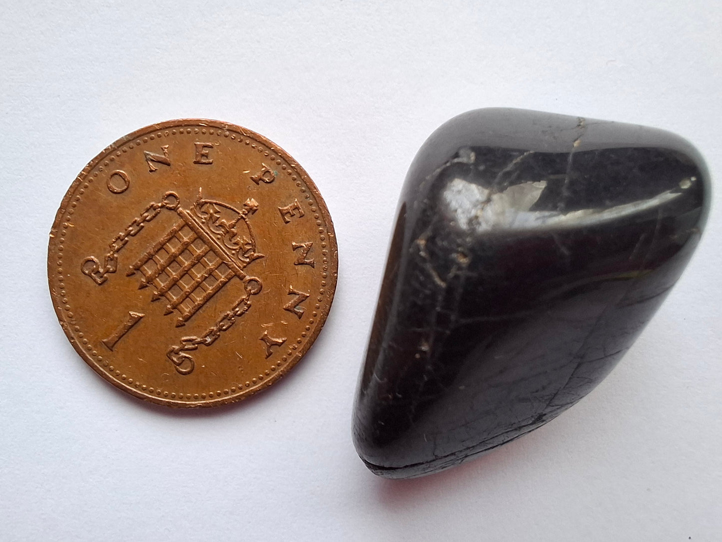 Black Tourmaline, Tumble Stone, Crystal (Ref: T224)
