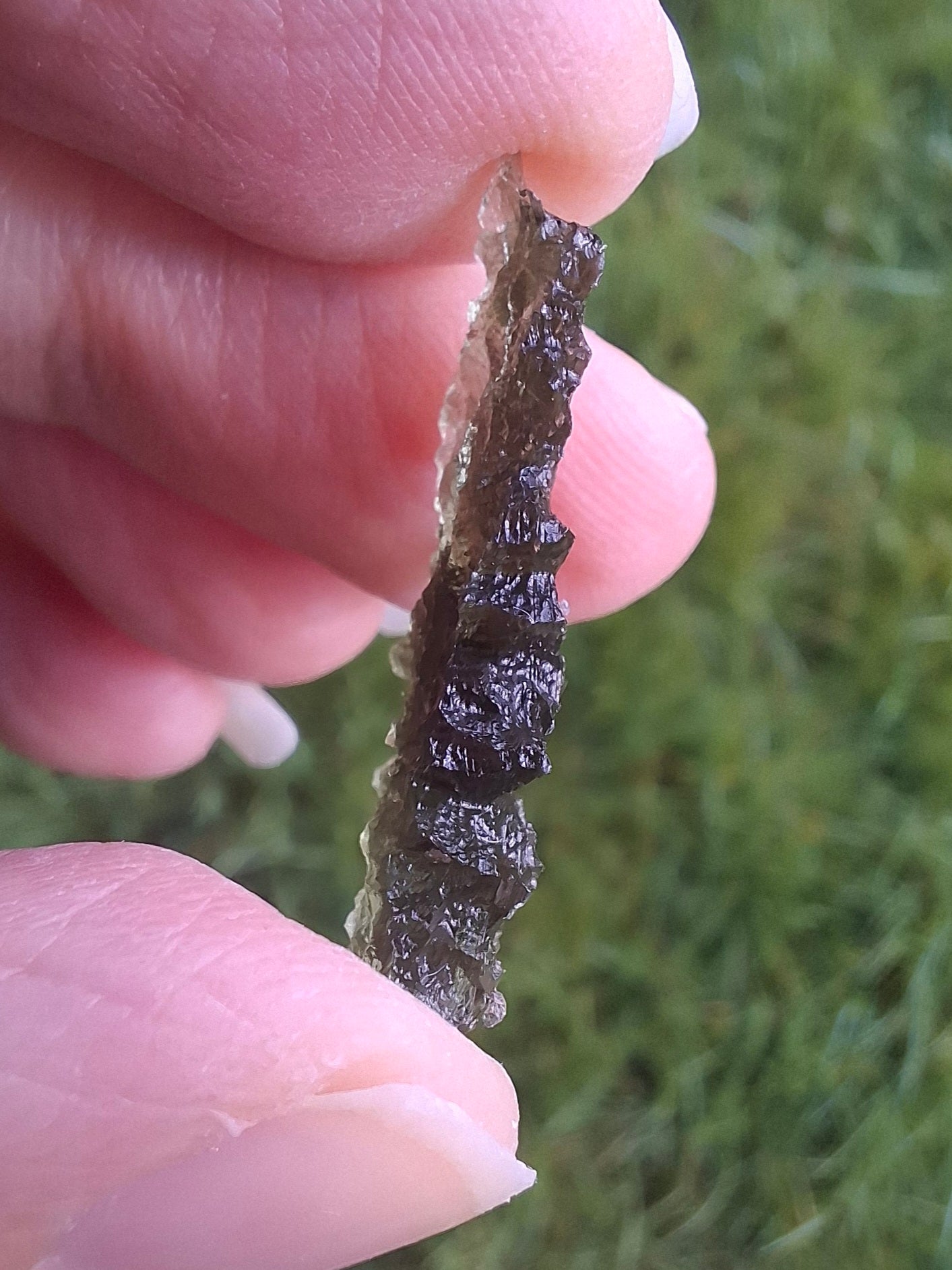 Moldavite Piece, JEZKOVNA BESEDNICE, 1.62g, Tektite (Ref: 1276)