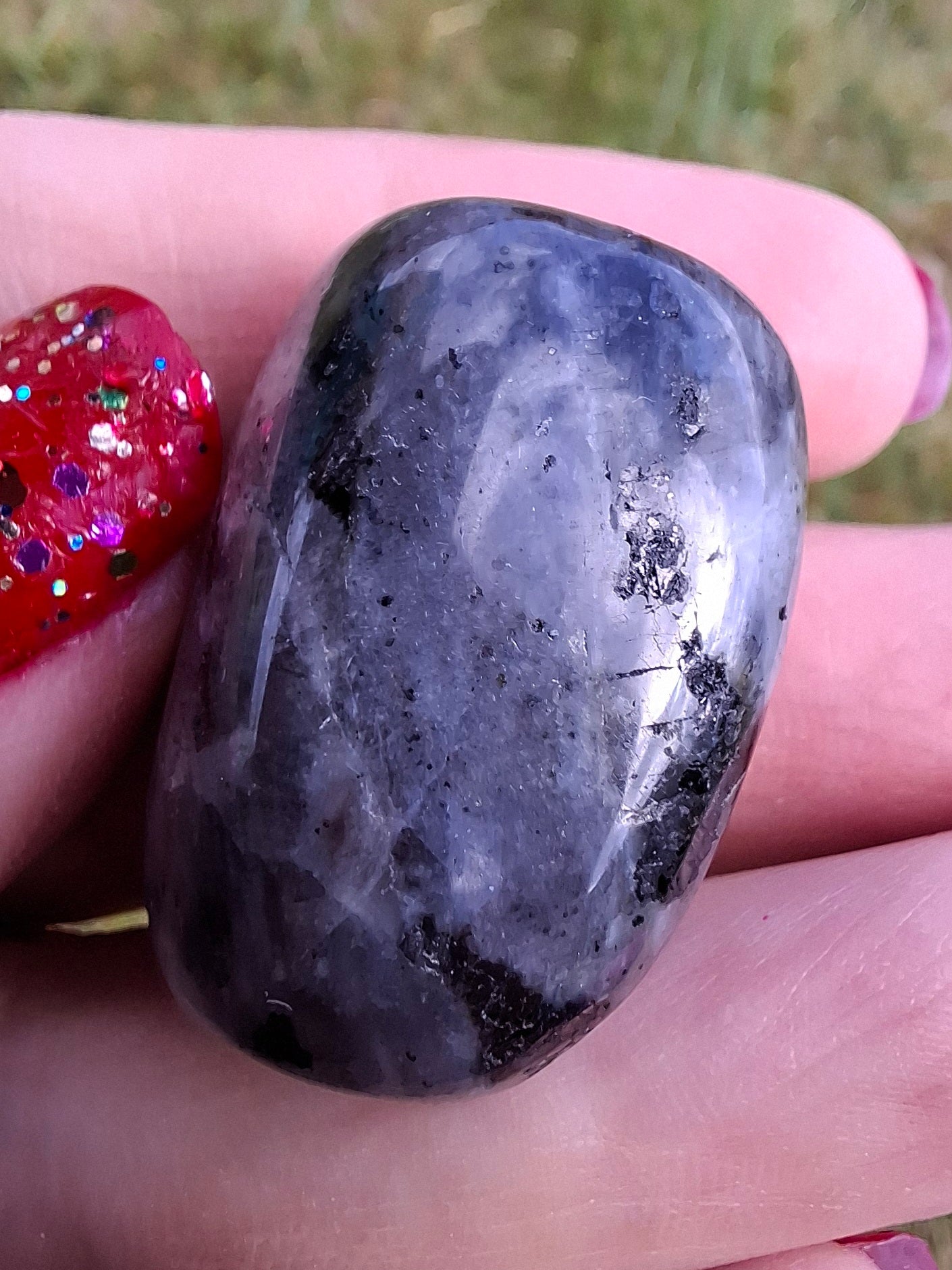 Larvikite, Tumble Stone, Crystal (Ref: T124)